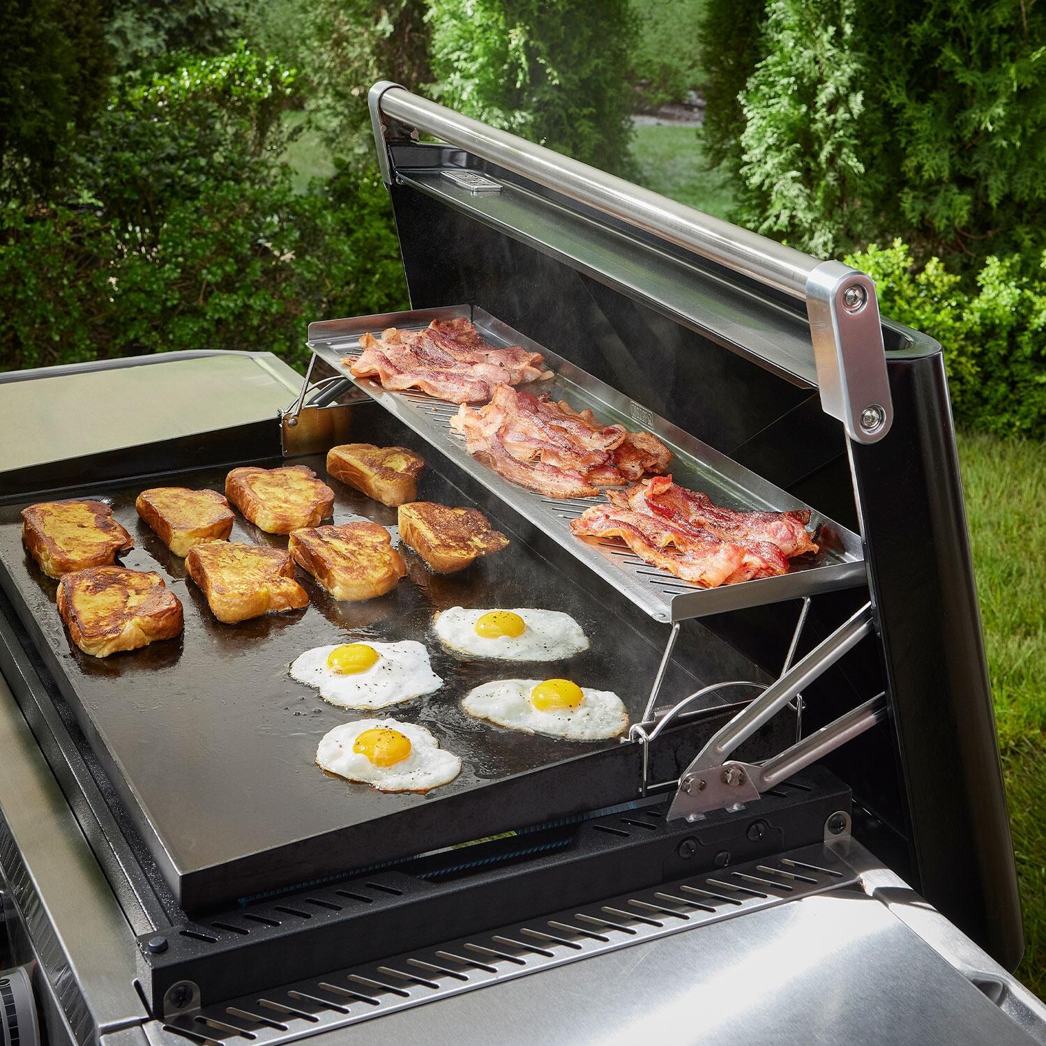 Weber 3400164 Warming Rack for 30-in Griddle - Warming Rack Raised - Lifetsyle thumbnail