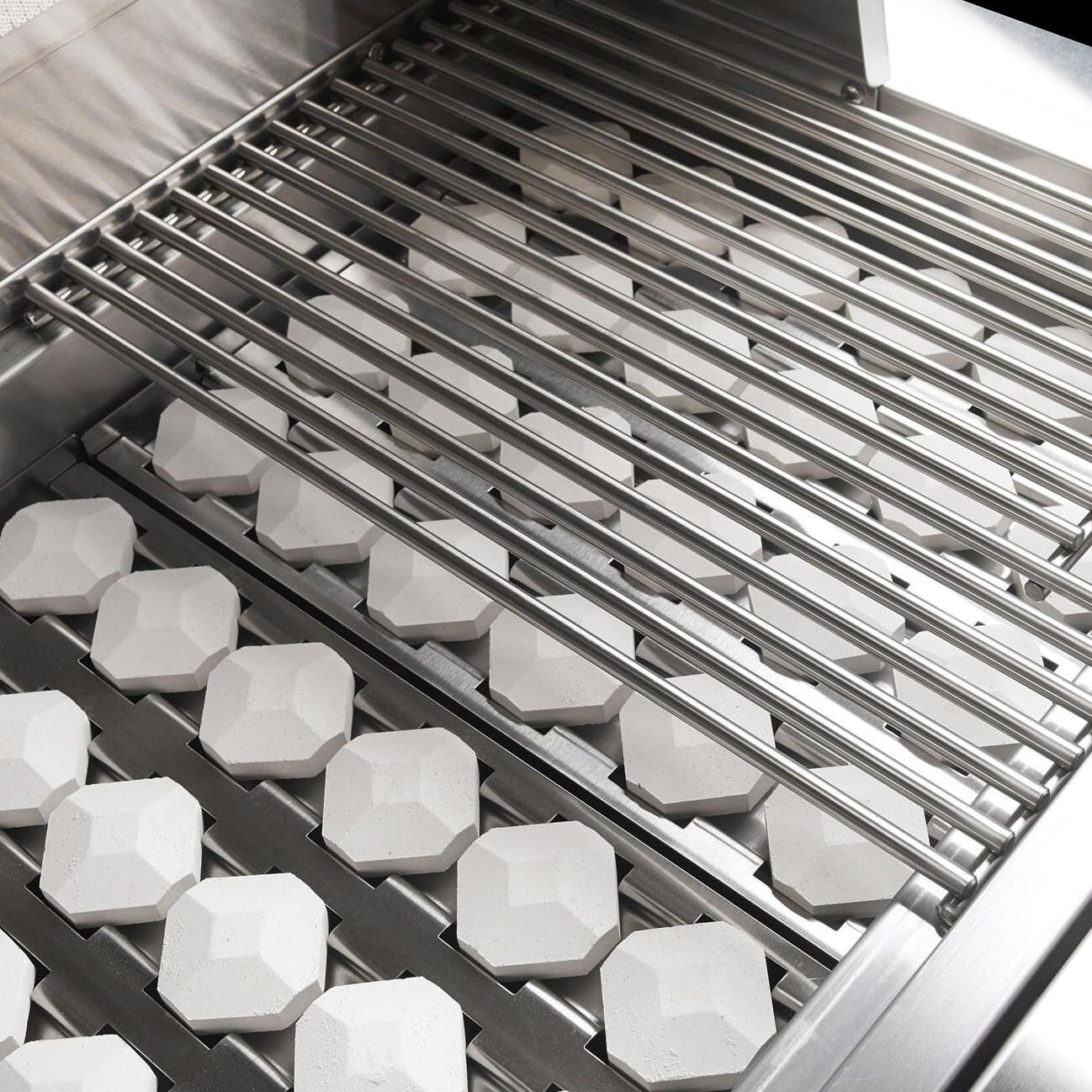 Vintage VBQ36G-L-1-KIT 36 Inch Liquid Propane Gas Grill with 2-Door Cart - Flame Tamer - Detail thumbnail