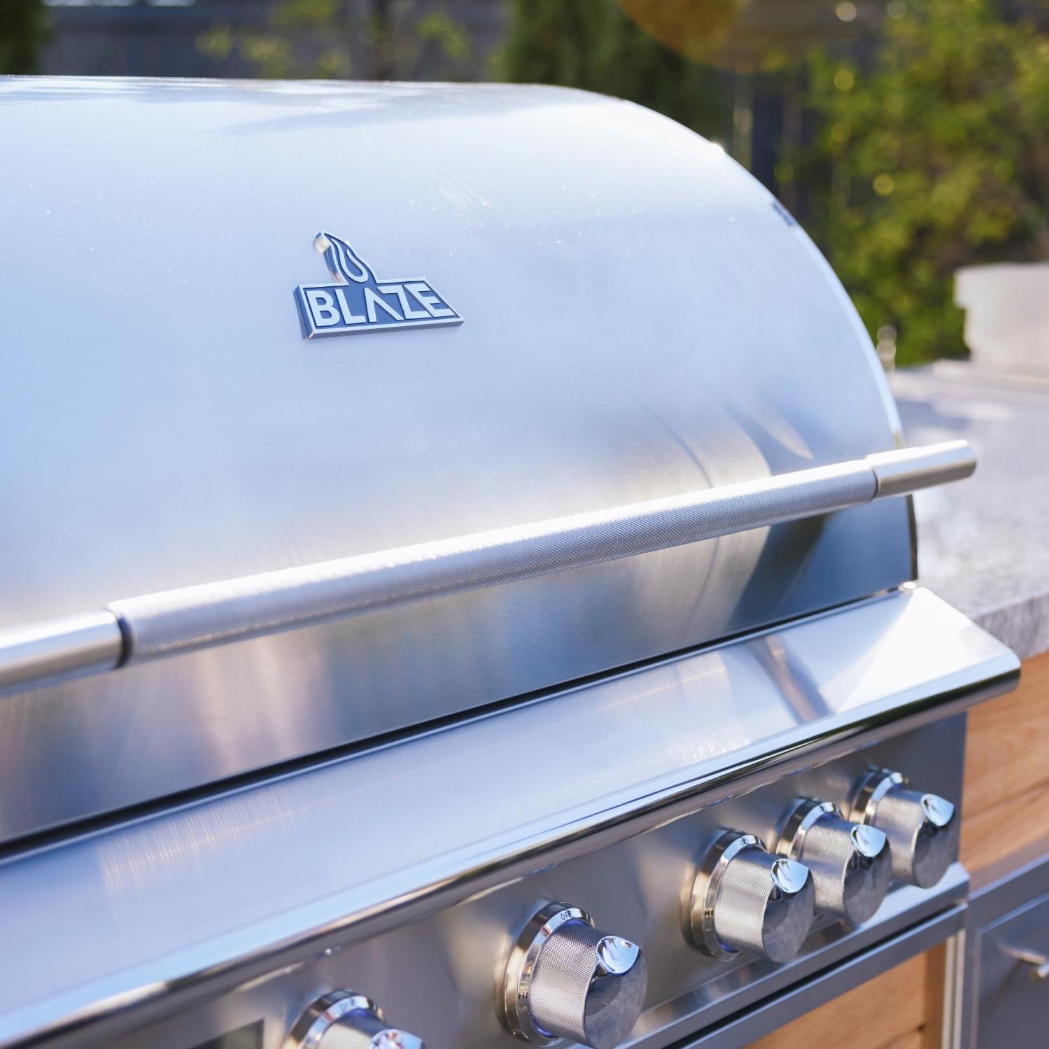 Blaze LTE PRO 32-in 4-Burner Built-In Natural Gas Grill w/ Digital Temperature Screen & Rotisserie - BLZ-4LTEPRO-NG | Front - Lifestyle Detail thumbnail