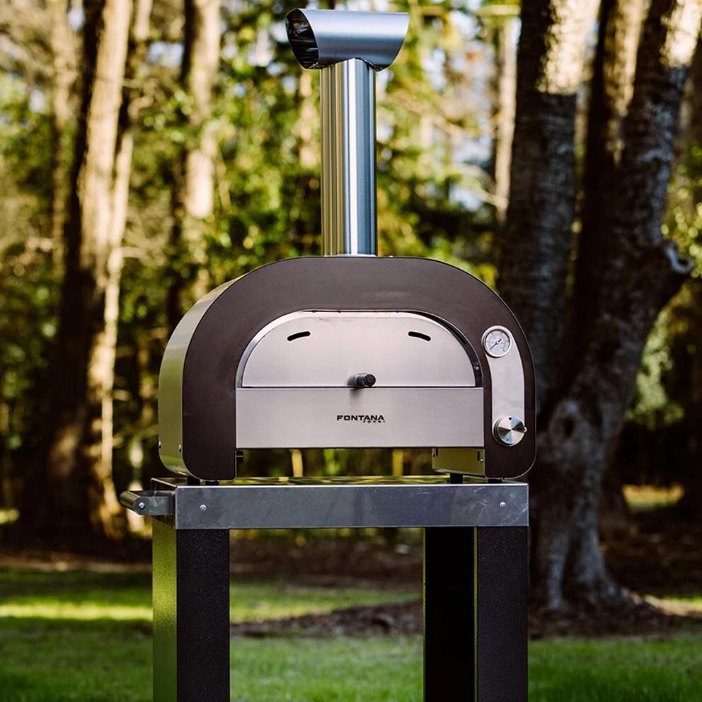 Fontana Forni FFMAES60 Fontana Forni Maestro 60 Gas Fired Pizza Oven - FFMAES60 - Door Closed (Shown on Pizza Desk) - Lifestyle thumbnail