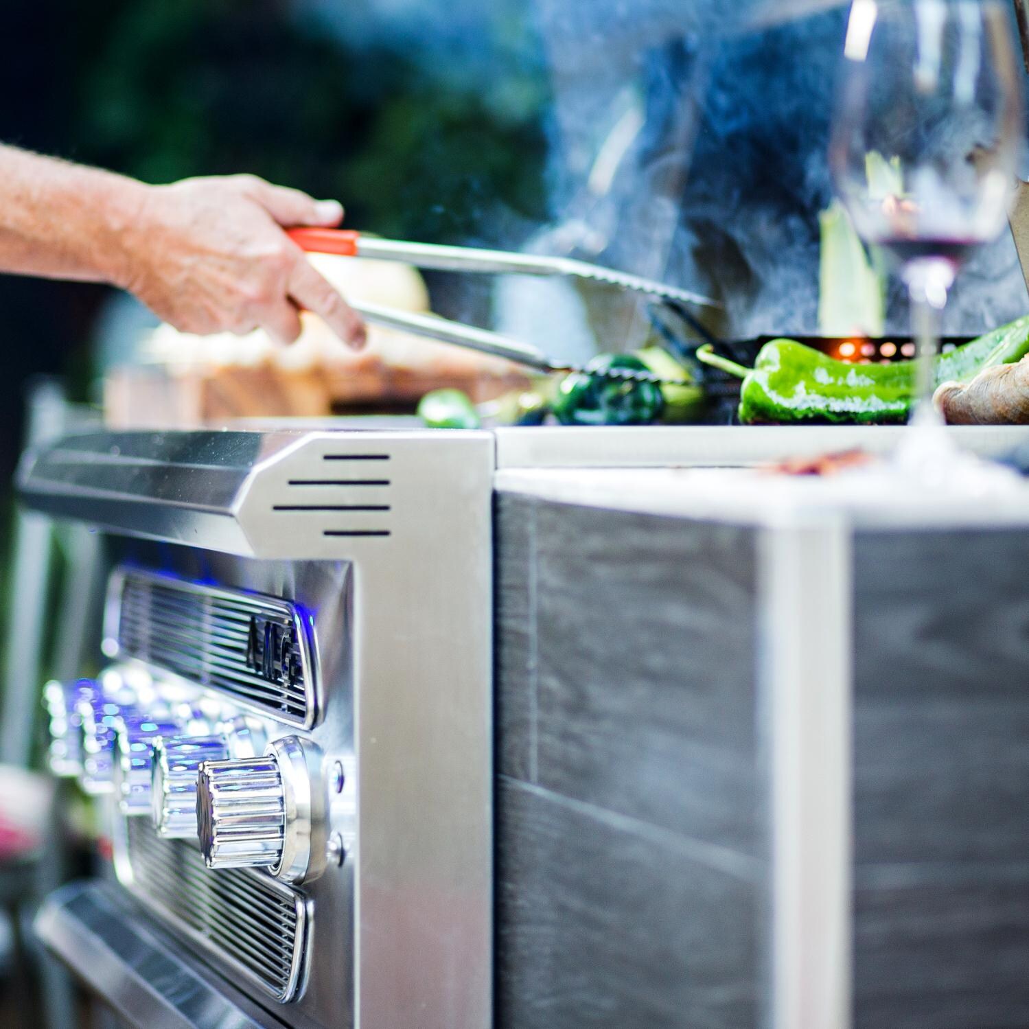 American Muscle Grill 36-Inch Built-In Gas Grill - Grilling Veggies thumbnail