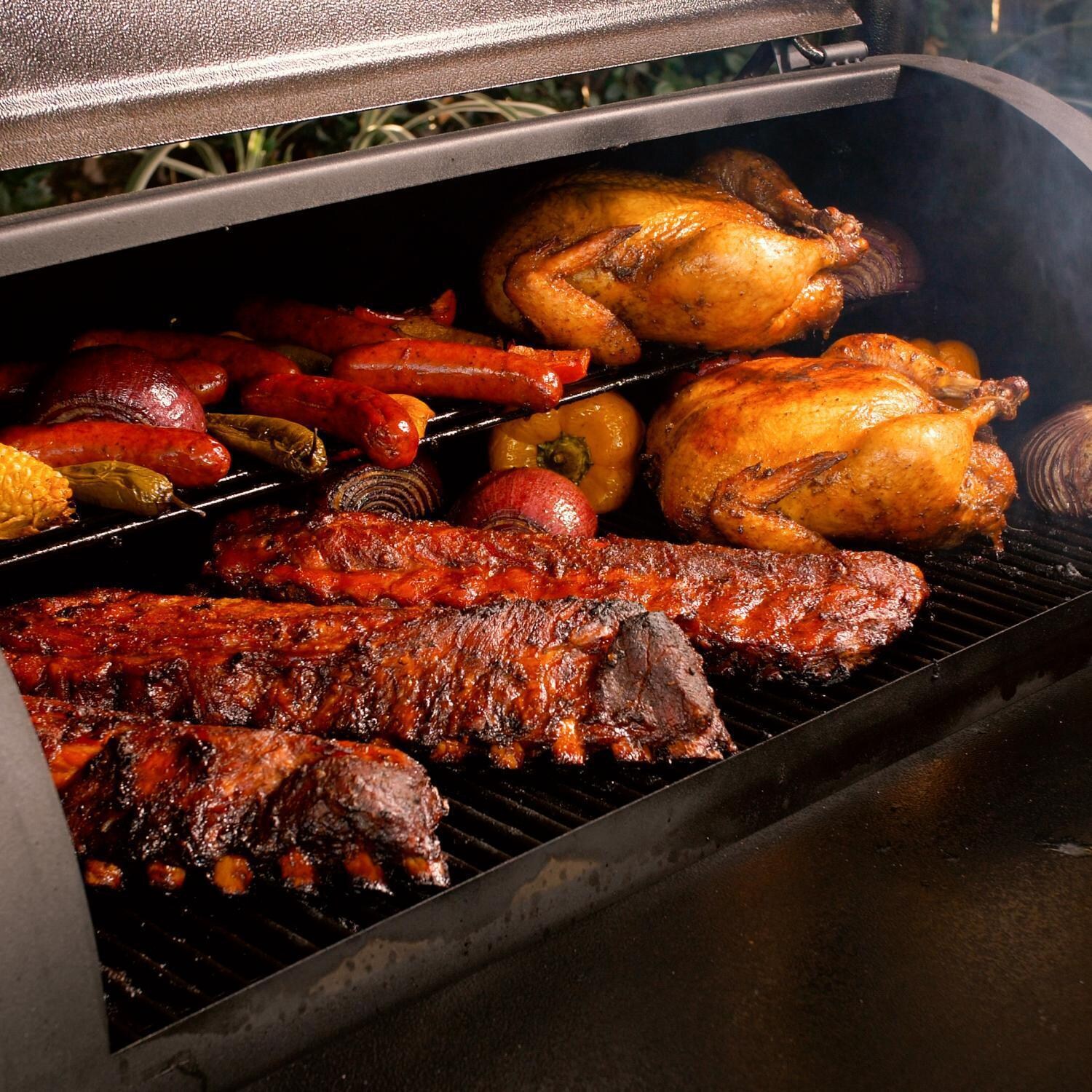 Victory BBQ-PG + BBQ-PG-CVR + BBQ-PLT20-HK + BBQ-PLT20-MQ + BBQ-PLT20-AP 35-Inch Wood Pellet Grill, Cover, & 20 Lb. Hardwood Pellets Ultimate Starter Pack - Loaded With Food - Detail thumbnail