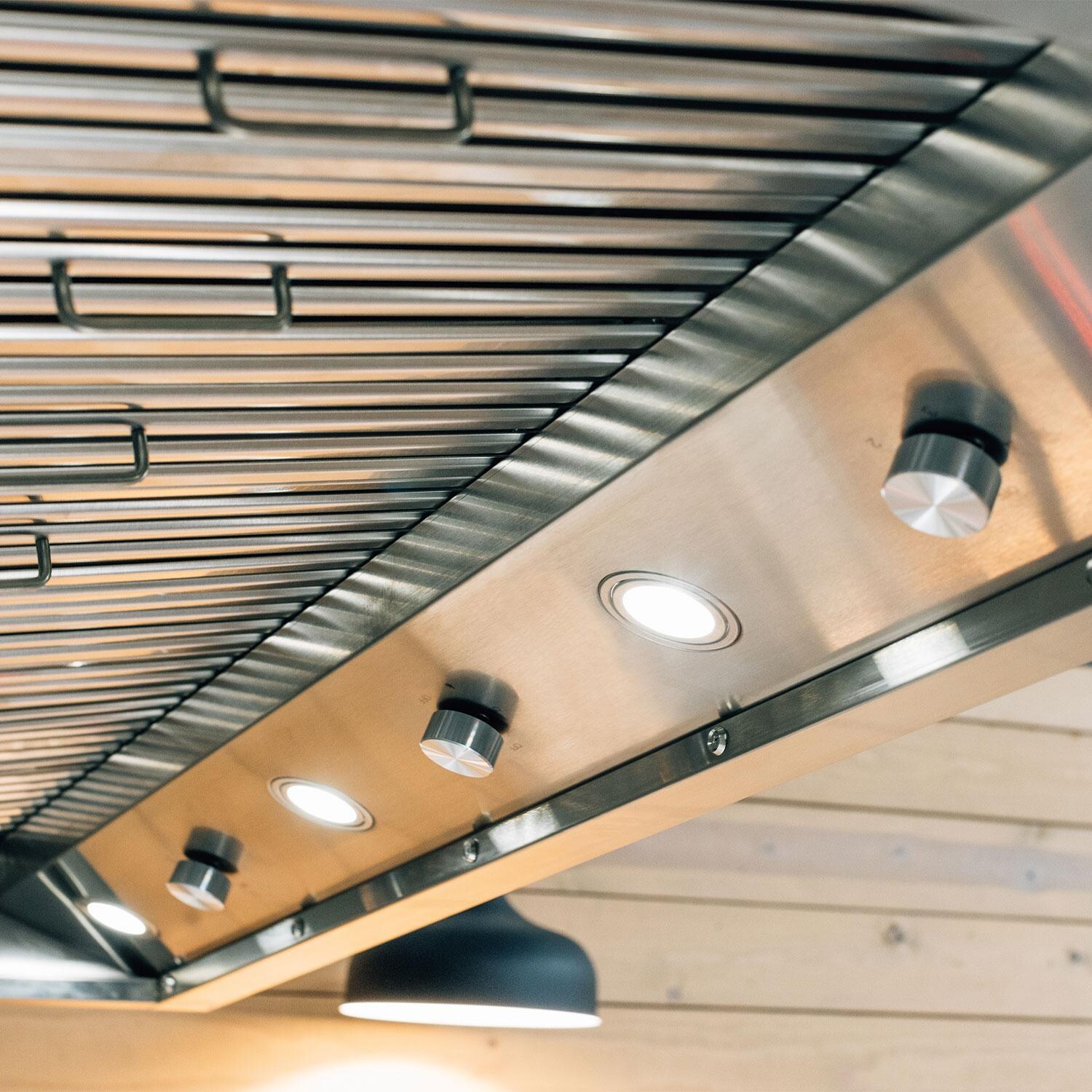 Summerset 42-in Outdoor Rated Vent Hood w/ 2,000 CFM Motor & Mounting Bracket - Lights - Detail thumbnail