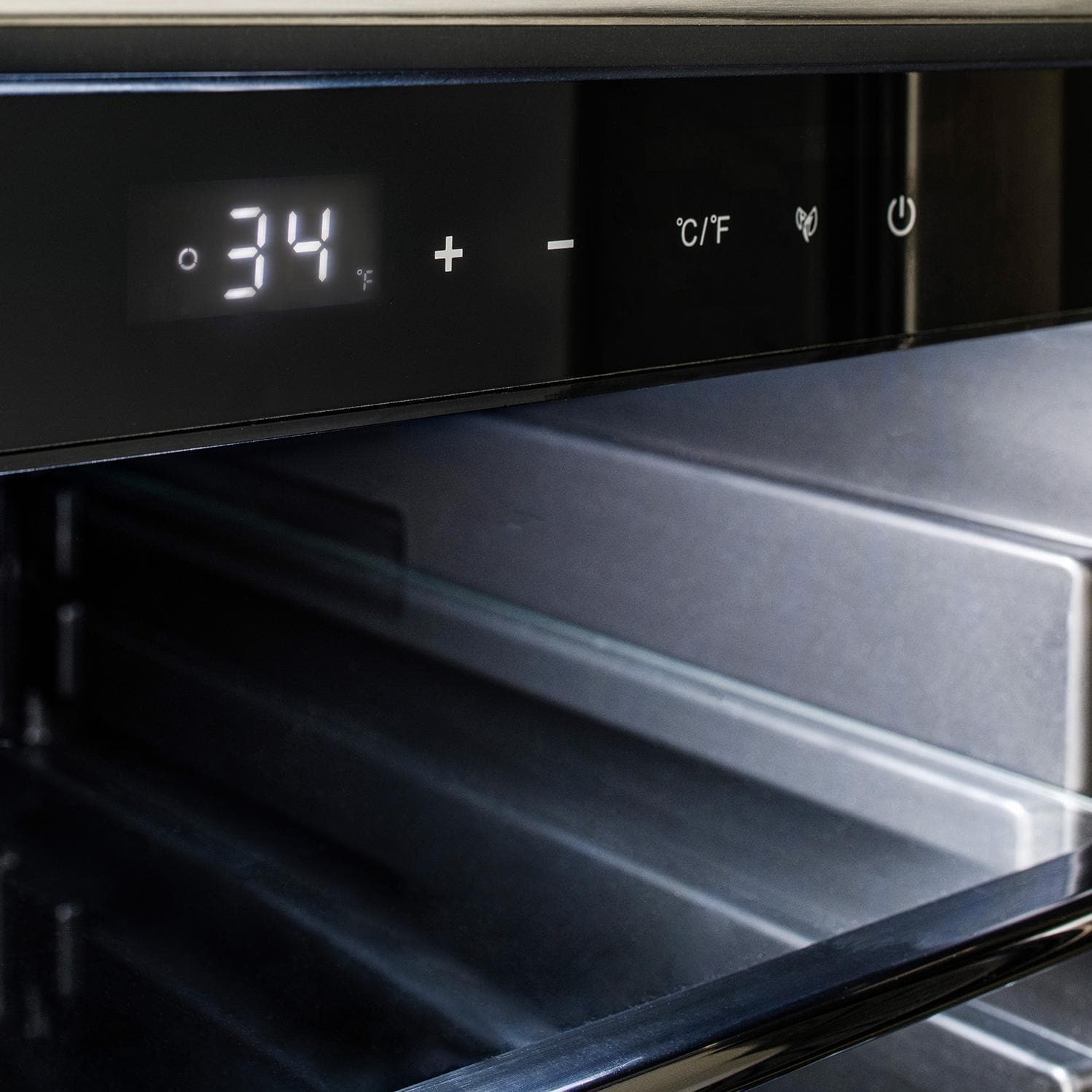 Blaze BLZ-SSRF-15 15-in 3.2 Cu. Ft. Outdoor Rated Compact Refrigerator - Controls - Detail thumbnail