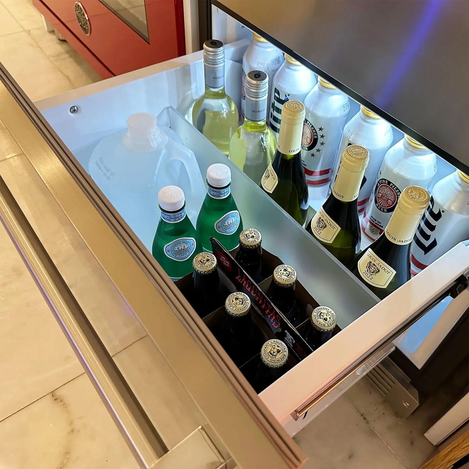 XO Appliance XOU24ORDS 24-Inch 5.3 Cu. Ft. Stainless Steel Refrigerator Drawers - Bottom Drawer Filled - Detail thumbnail