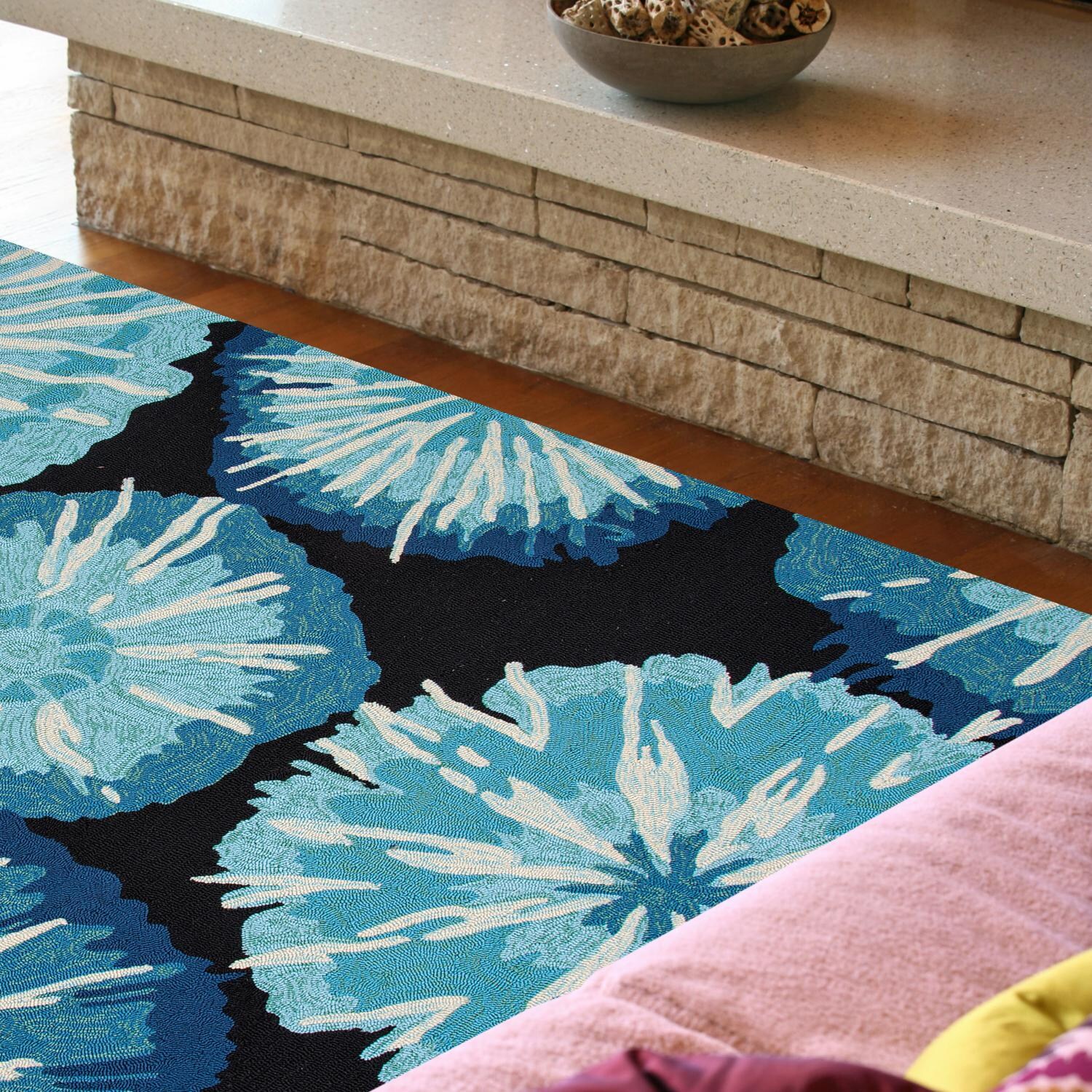 Jaipur Rugs Barcelona Starburst 5 X 7.6 Indoor/Outdoor Rug - Shown in Room thumbnail
