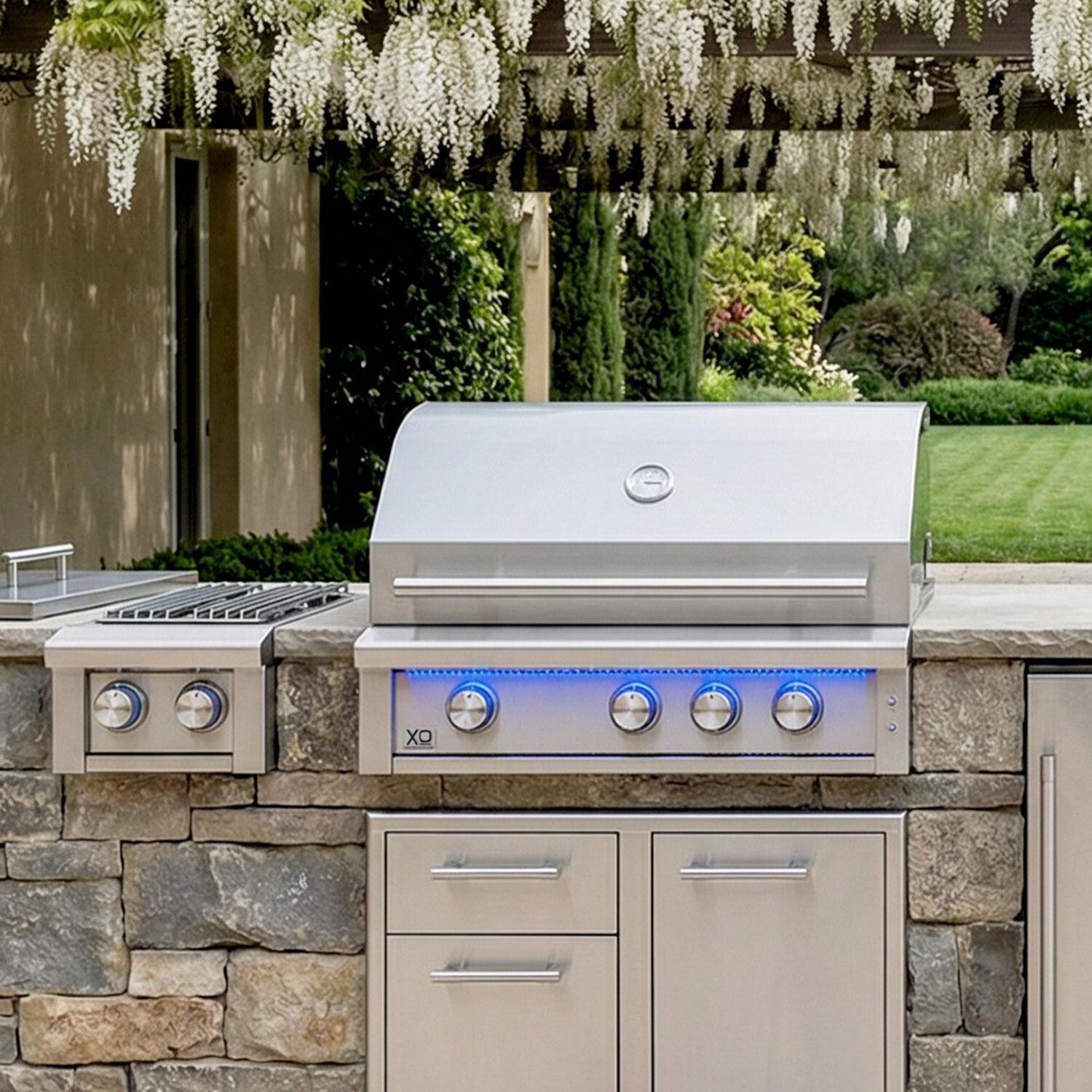 XO Appliance XOGRILL32XLT2L Performance XLT2 32-in 3 Burner Built-In Propane Grill - Attached to Brick finish Island - Lifestyle thumbnail