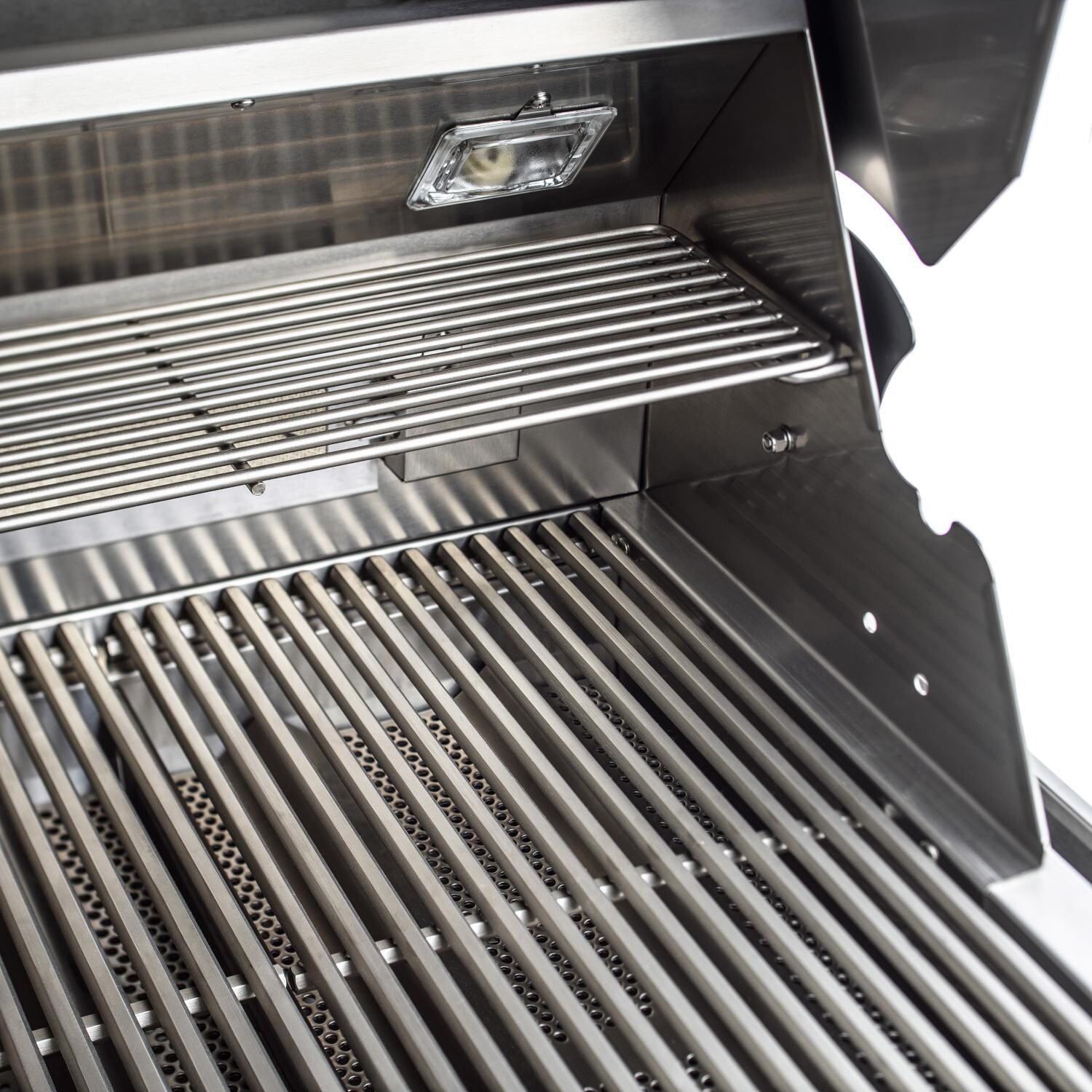 Blaze BLZ-4PRO-LP Professional LUX 44-Inch 4-Burner Built-In Propane Grill With Rear Infrared Burner - Warming Rack - Detail