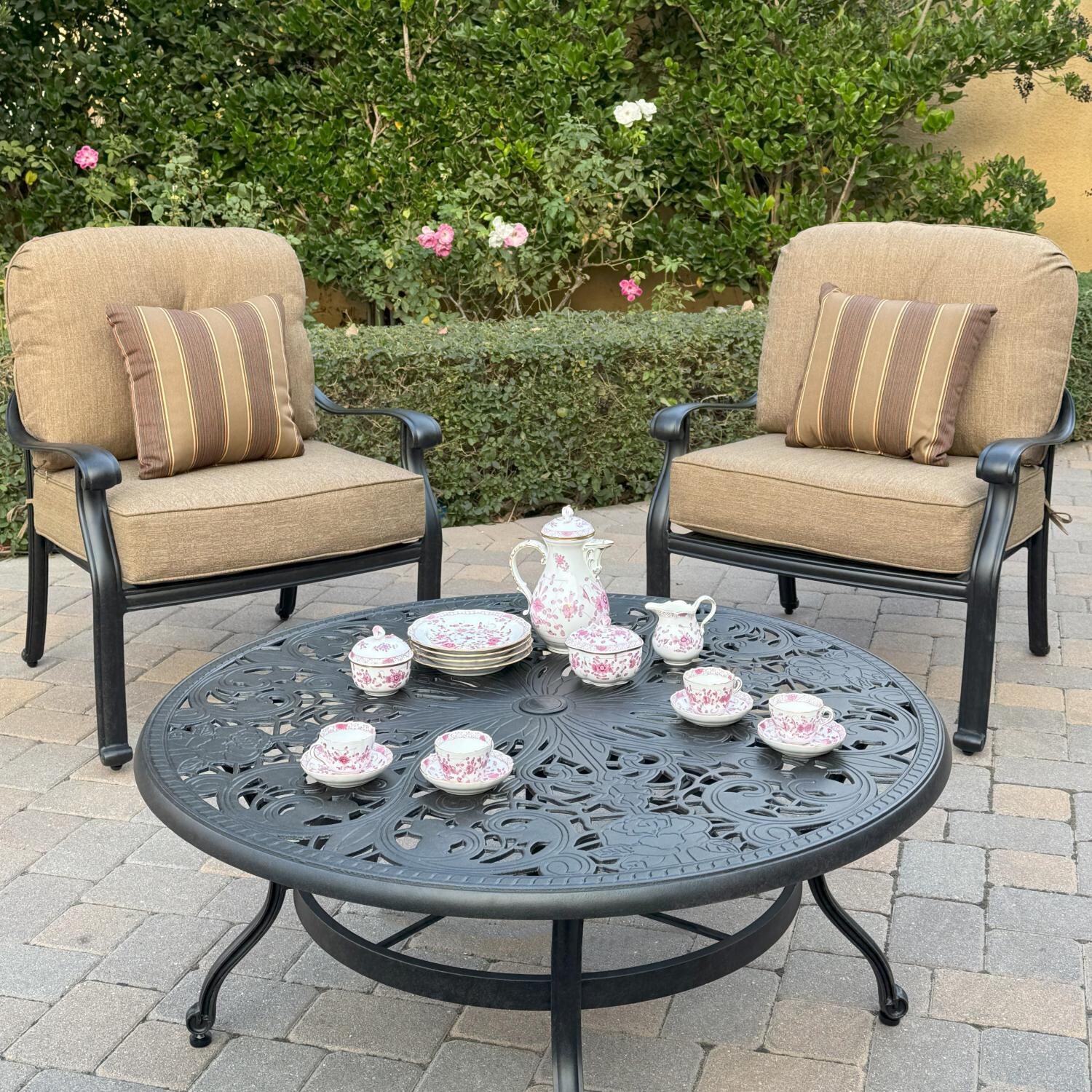 Darlee Cast Aluminum 42-in Round Chat Table - W/ Seating Set - Lifestyle thumbnail