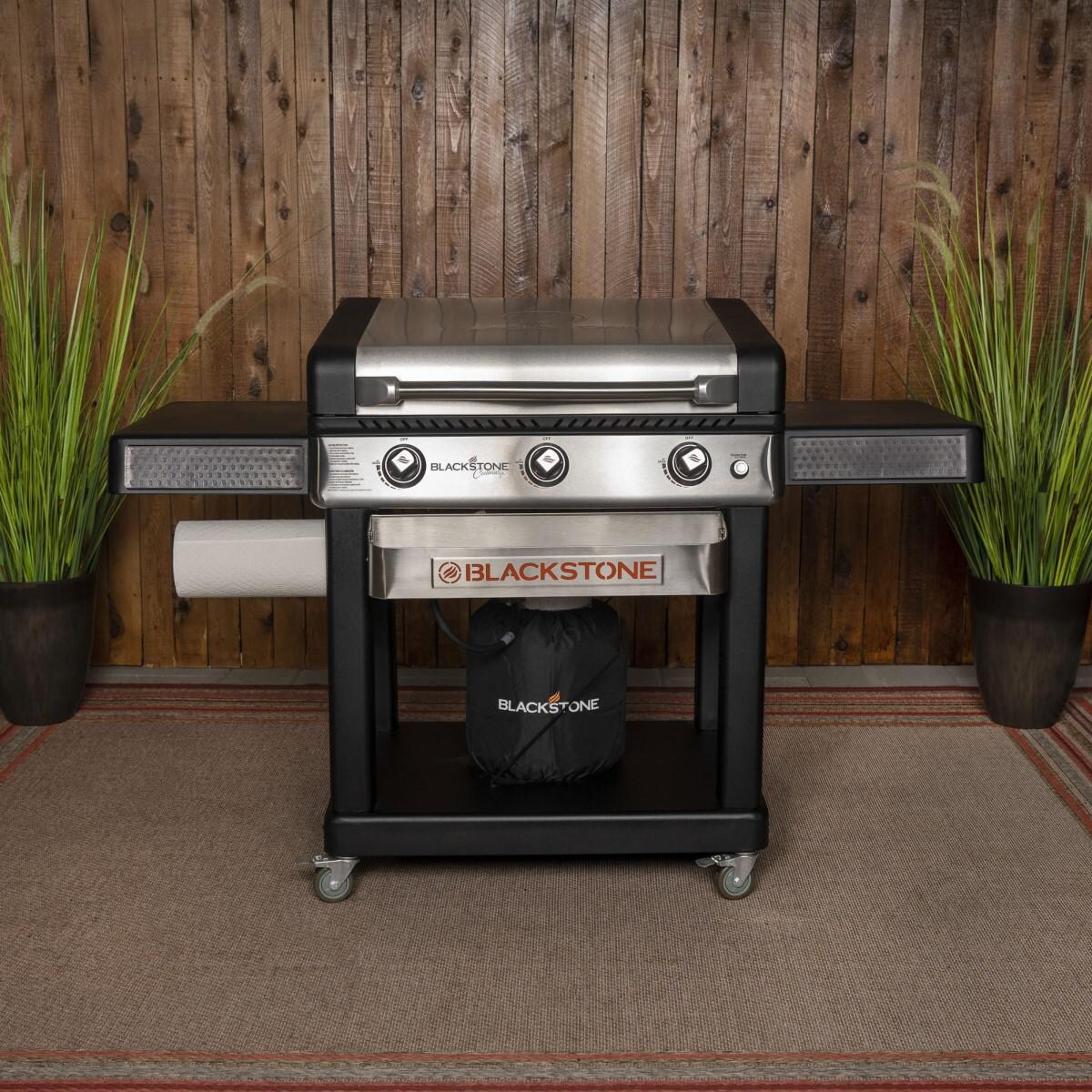 Blackstone 1901 Culinary Pro 28-Inch Griddle Cooking Station W/ Hard Cover - Front View Lid Closed thumbnail