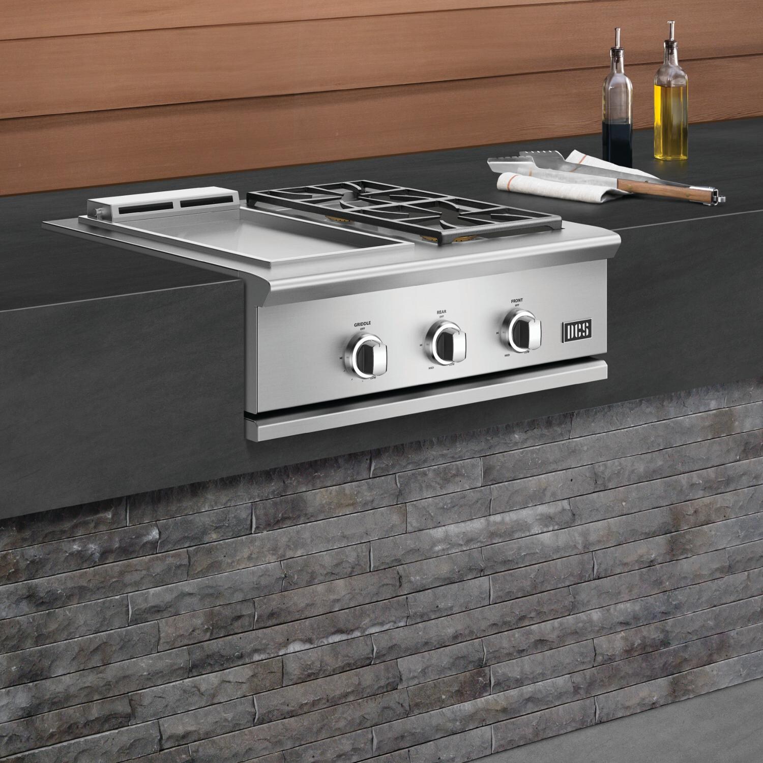 DCS GDSBE1-302-N Series 9 30-Inch Natural Gas Double Side Burner with Griddle - Lifestyle View thumbnail