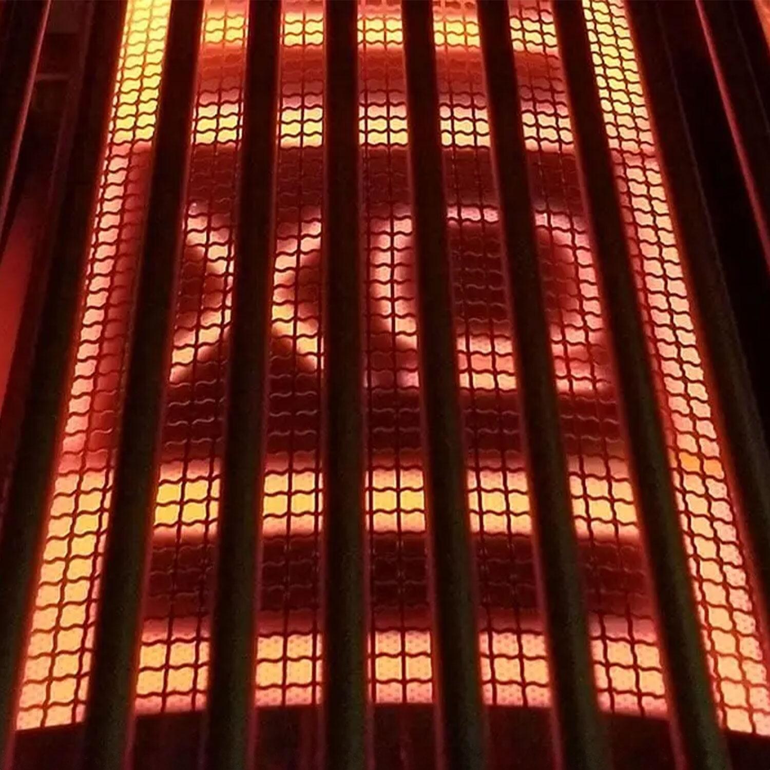 XO Appliance XOGIRBURNER Infrared Temperature Burner for XO Grills Only - On - Detail thumbnail