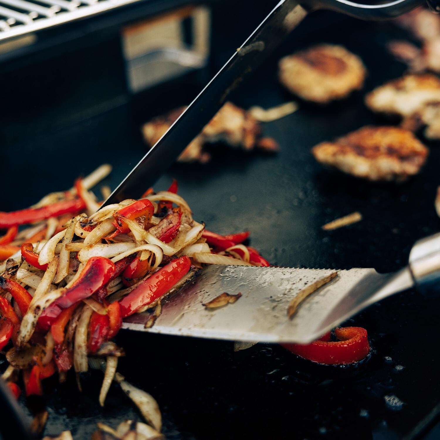 Halo - HZ-1002-XNA - 3 Burner Elite Griddle - Hibachi - Detail thumbnail