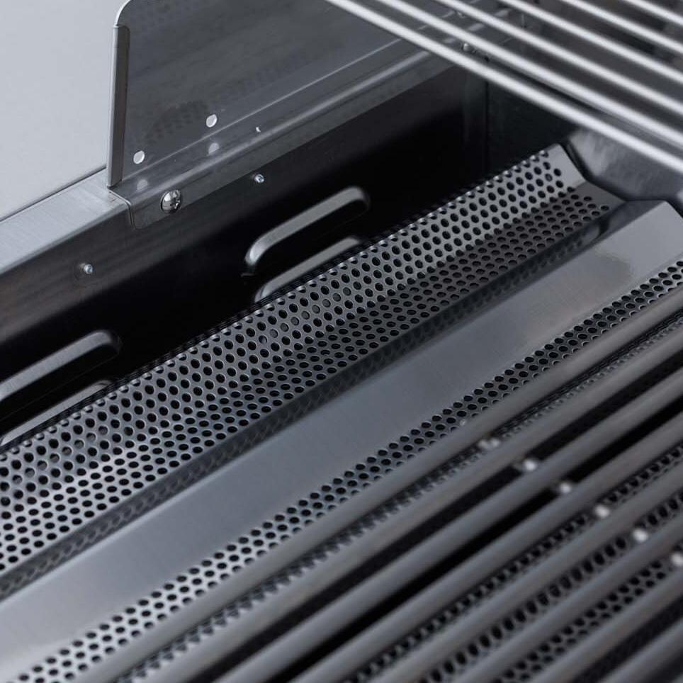 Blaze BLZ-3BCM-LP 25-in Propane Grill - Flame Tamer - Detail thumbnail