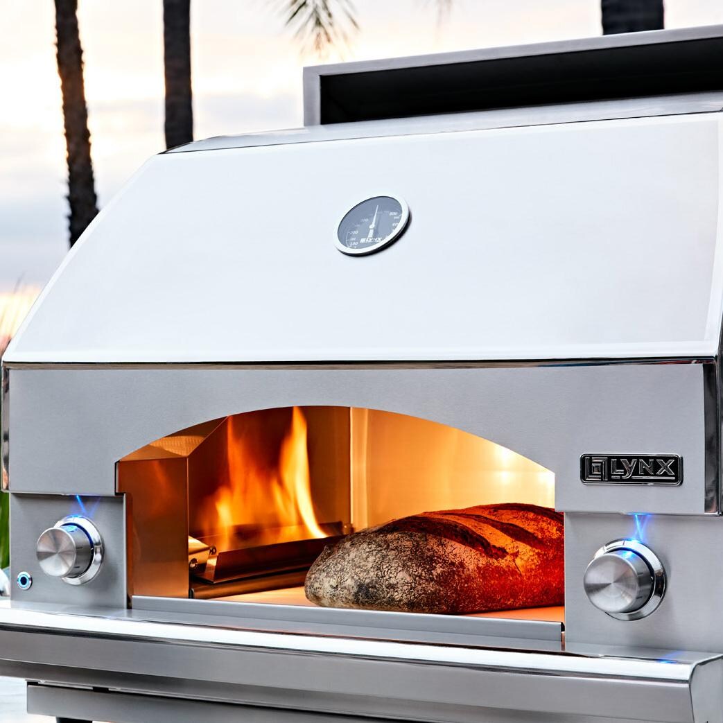 Lynx Professional Napoli 30Inch BuiltIn / Counter Top Natural Gas Outdoor Pizza Oven LPZANG