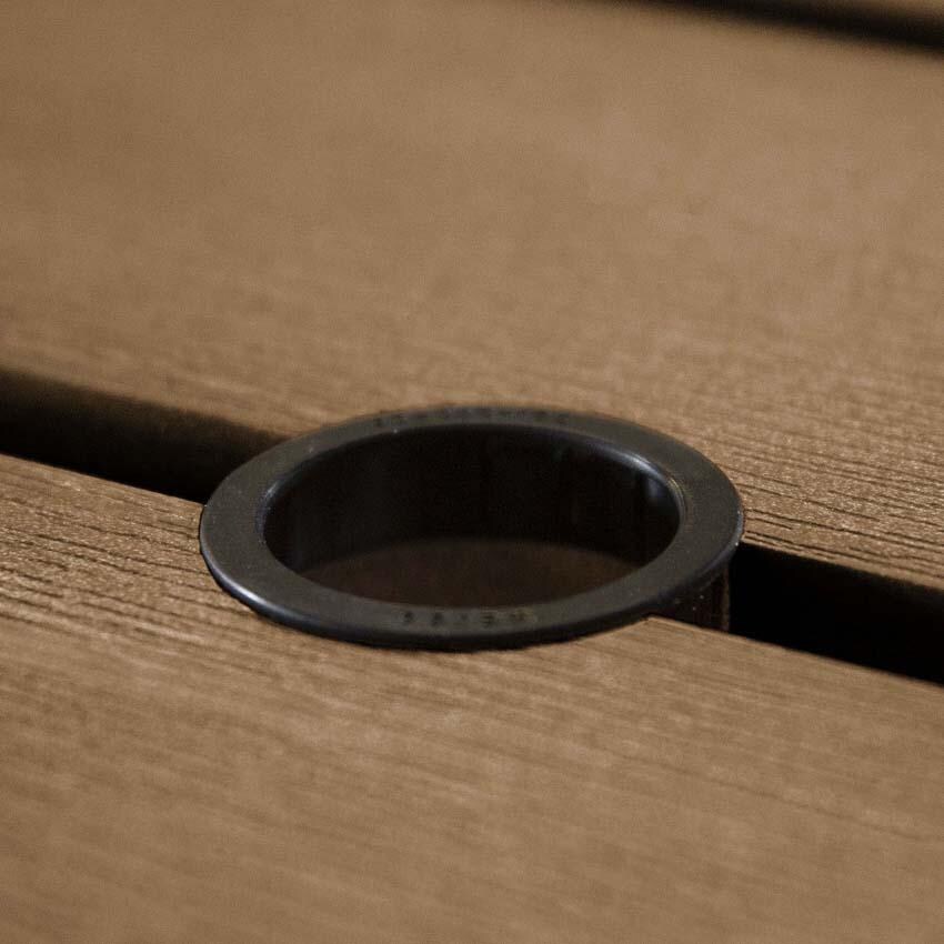 Lookwood 71 Inch Saddle Polyresin Picnic Table By Lakeview Outdoor Designs - Umbrella Hole - Detail thumbnail