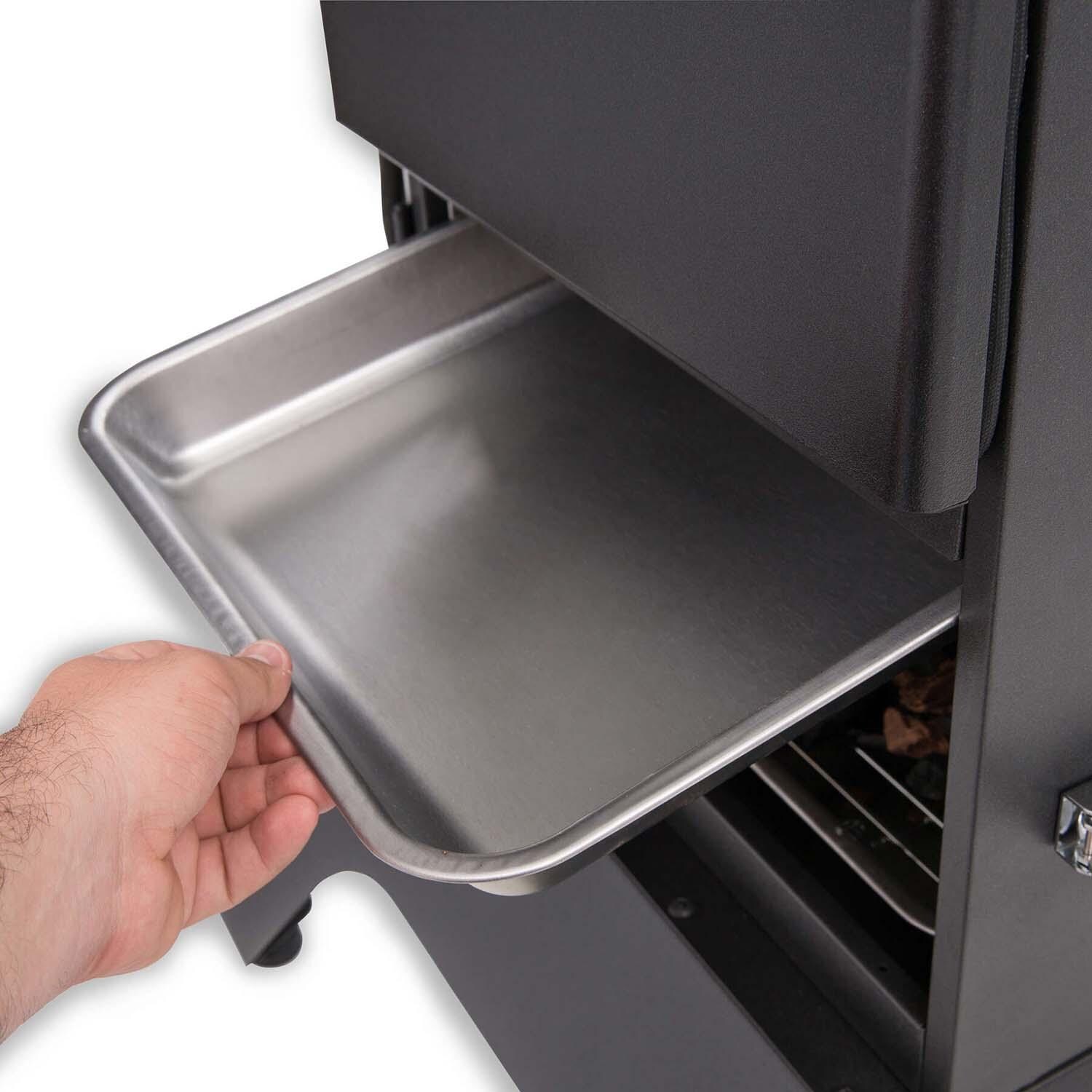 Broil King 28-Inch Smoke Vertical Charcoal Smoker - Black - Solid Rack - Detail thumbnail