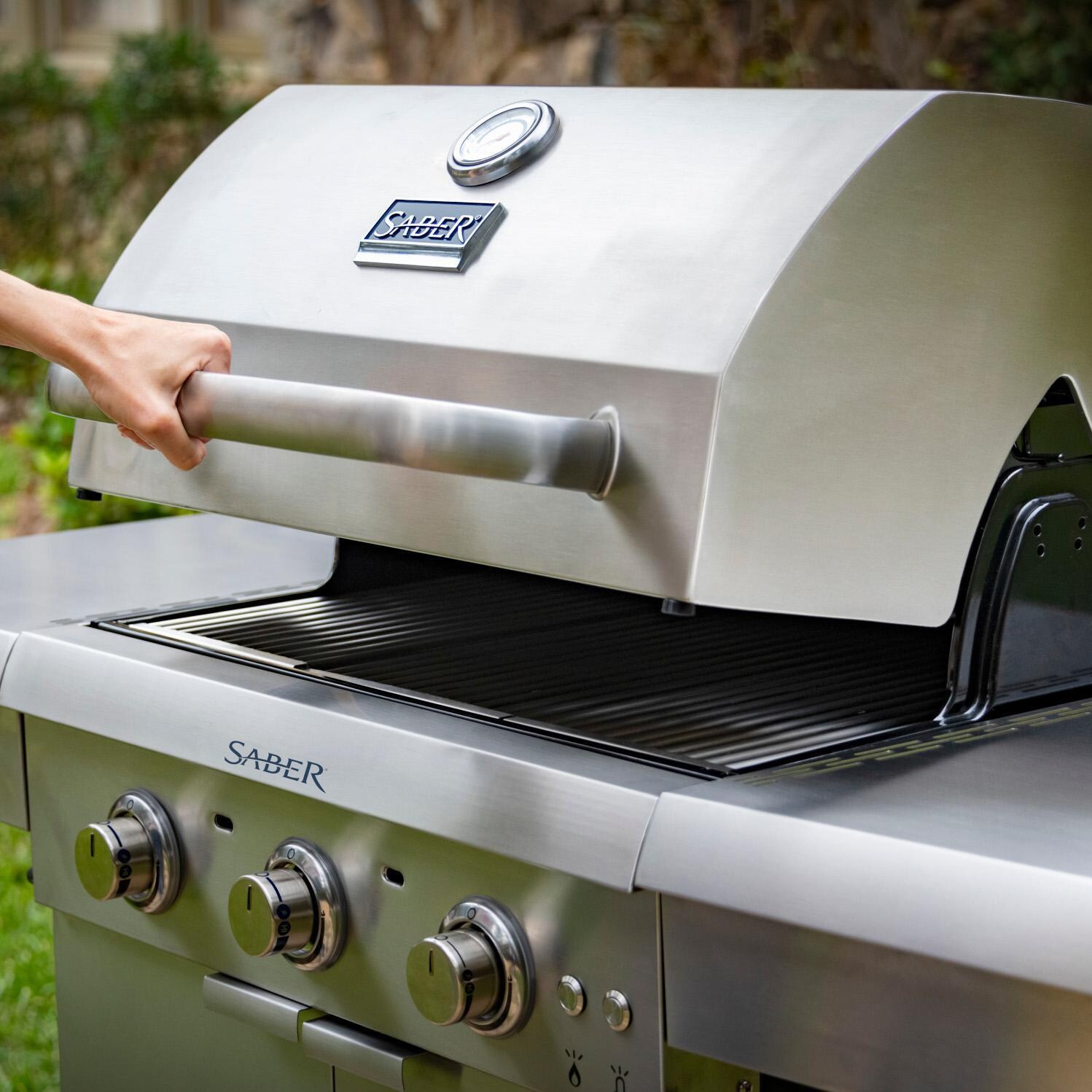 Saber Select R42SC0321 3-Burner 24-Inch Infrared Propane Gas Grill - Hood Open thumbnail