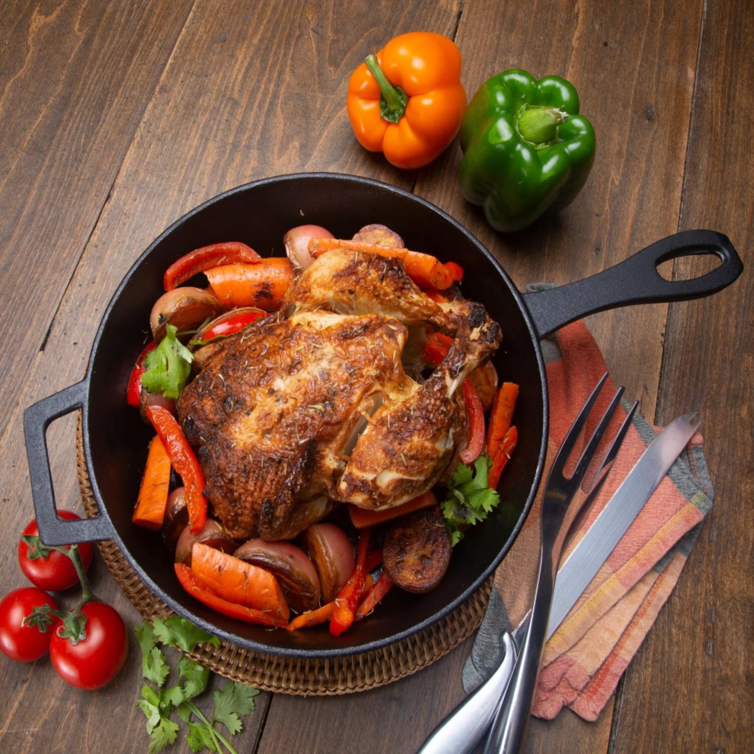 Bayou Classic Skillets 3 Quart Covered Cast Iron Skillet - 7440 - Chicken in Skillet thumbnail
