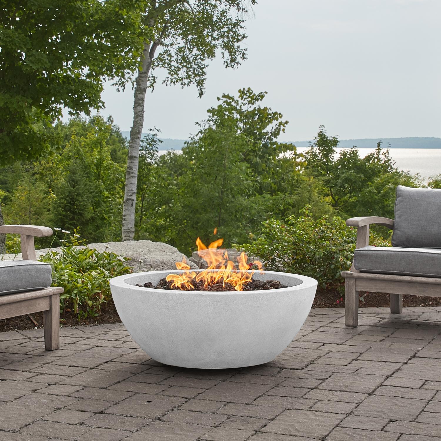 Dustyview 38-in Round Concrete Natural Gas Fire Bowl in White by BBQGuys Signature
