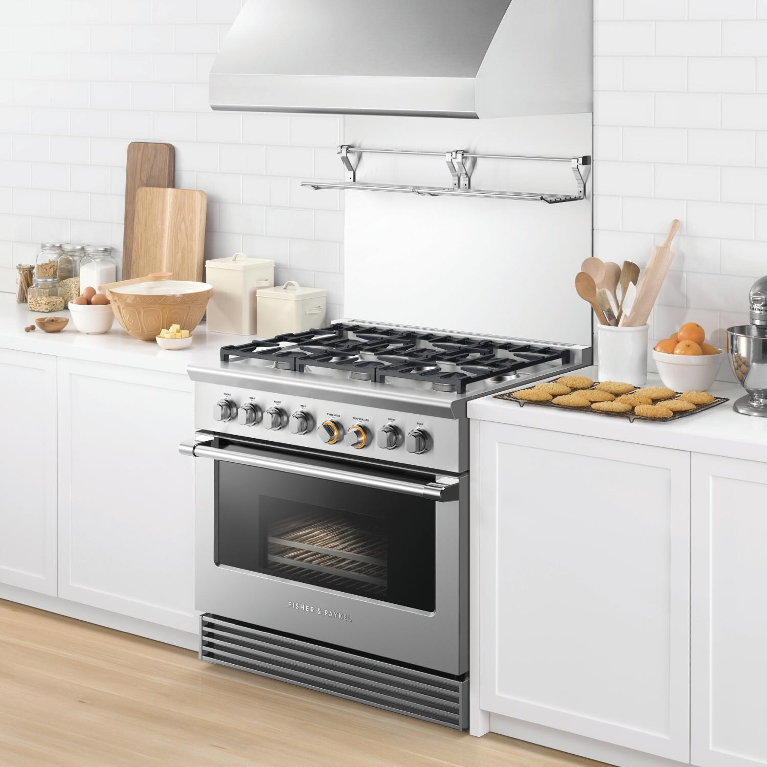 Fisher Paykel Professional 36-Inch 6-Burner Dual-Fuel Gas Range - Installed in Kitchen thumbnail
