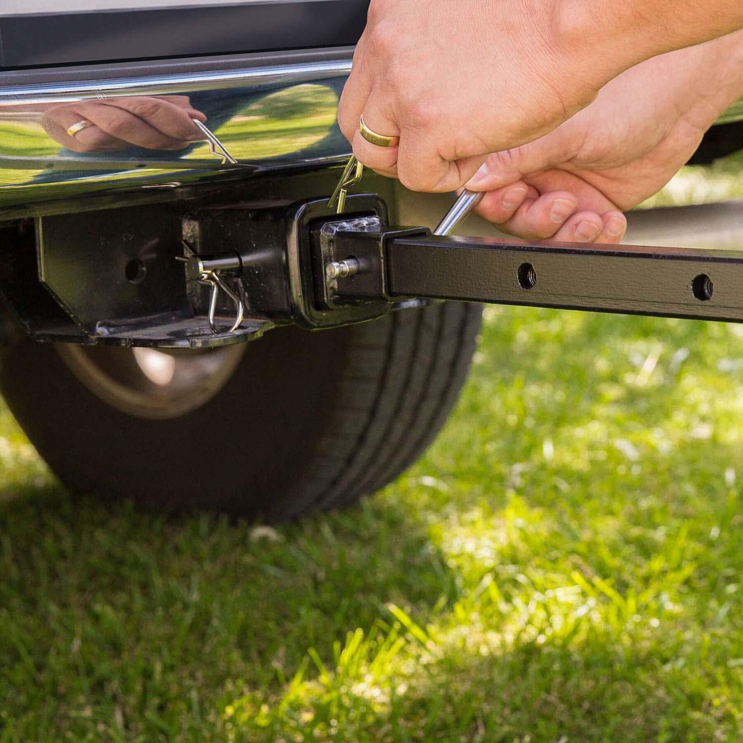 Broil King Keg 5000 Steel Charcoal Kamado Grill - Gray - Securing Tailgate - Lifestyle thumbnail
