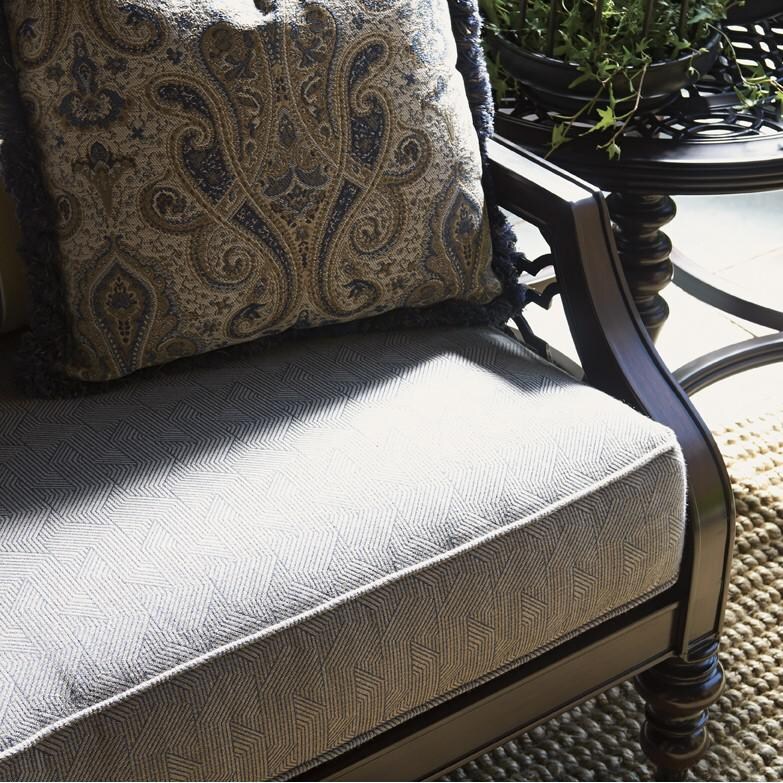 Tommy Bahama 3235-33 Black Sands Aluminum Patio Sofa - Detail thumbnail