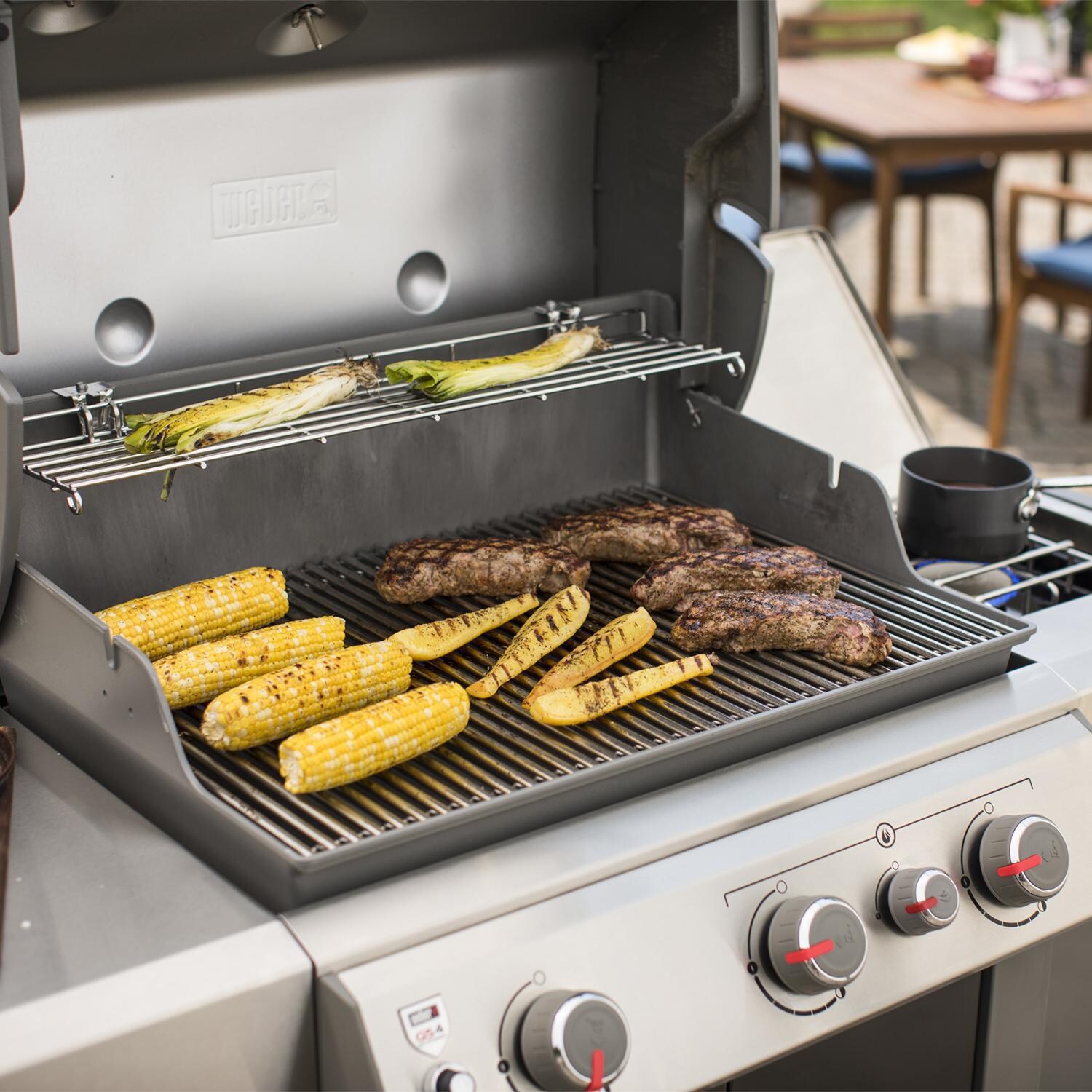 er Genesis II SE335 Special Edition Natural Gas Grill with Sear