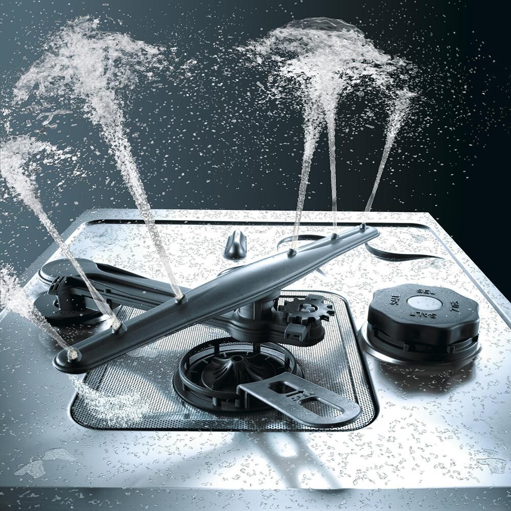 Smeg 18-Inch Built-In Dishwasher - Shuttle Wash System Range of Motion thumbnail