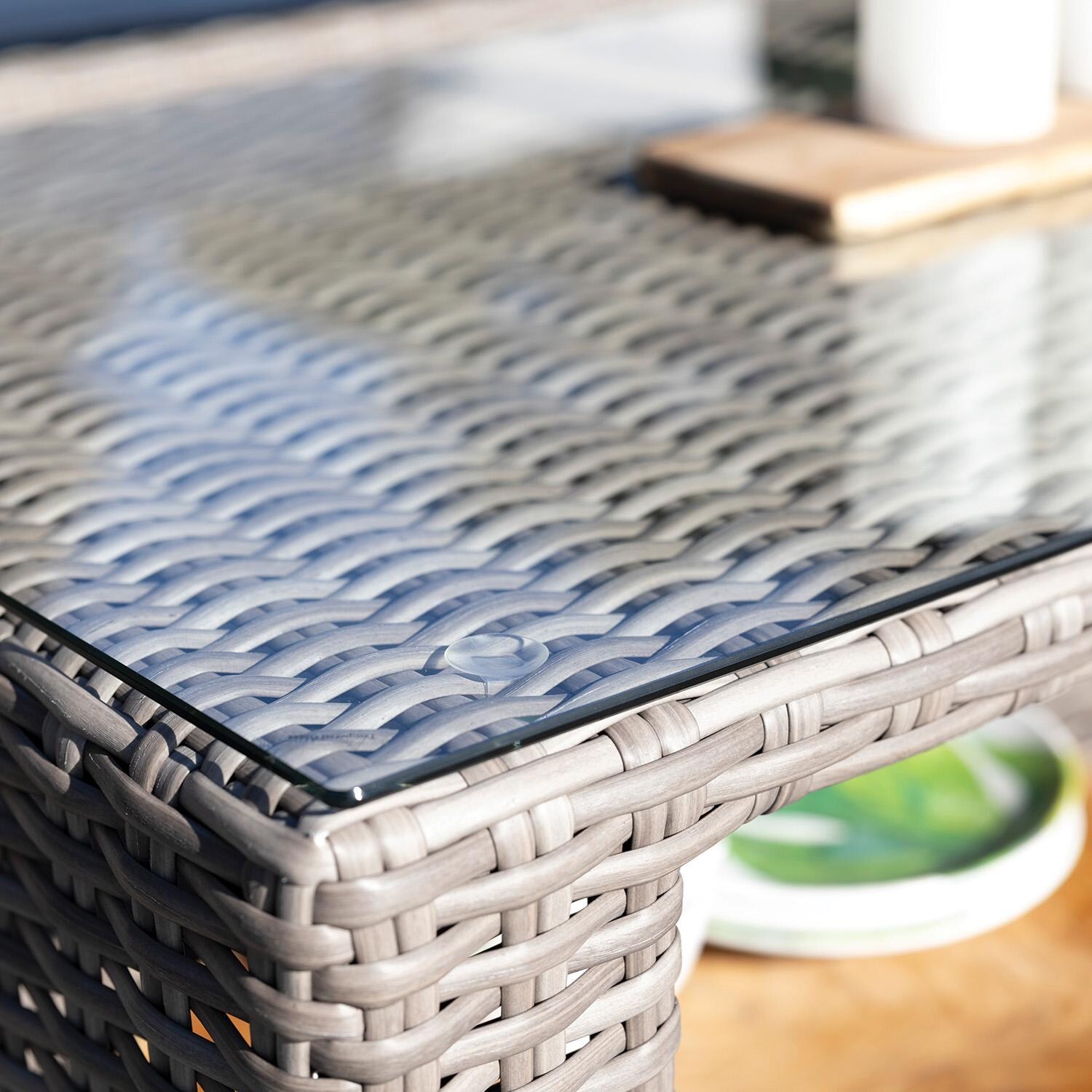 Palma Luxe 4 Pc Wicker Seating Set in Oyster / Spectrum Indigo - Table Detail - Detail thumbnail