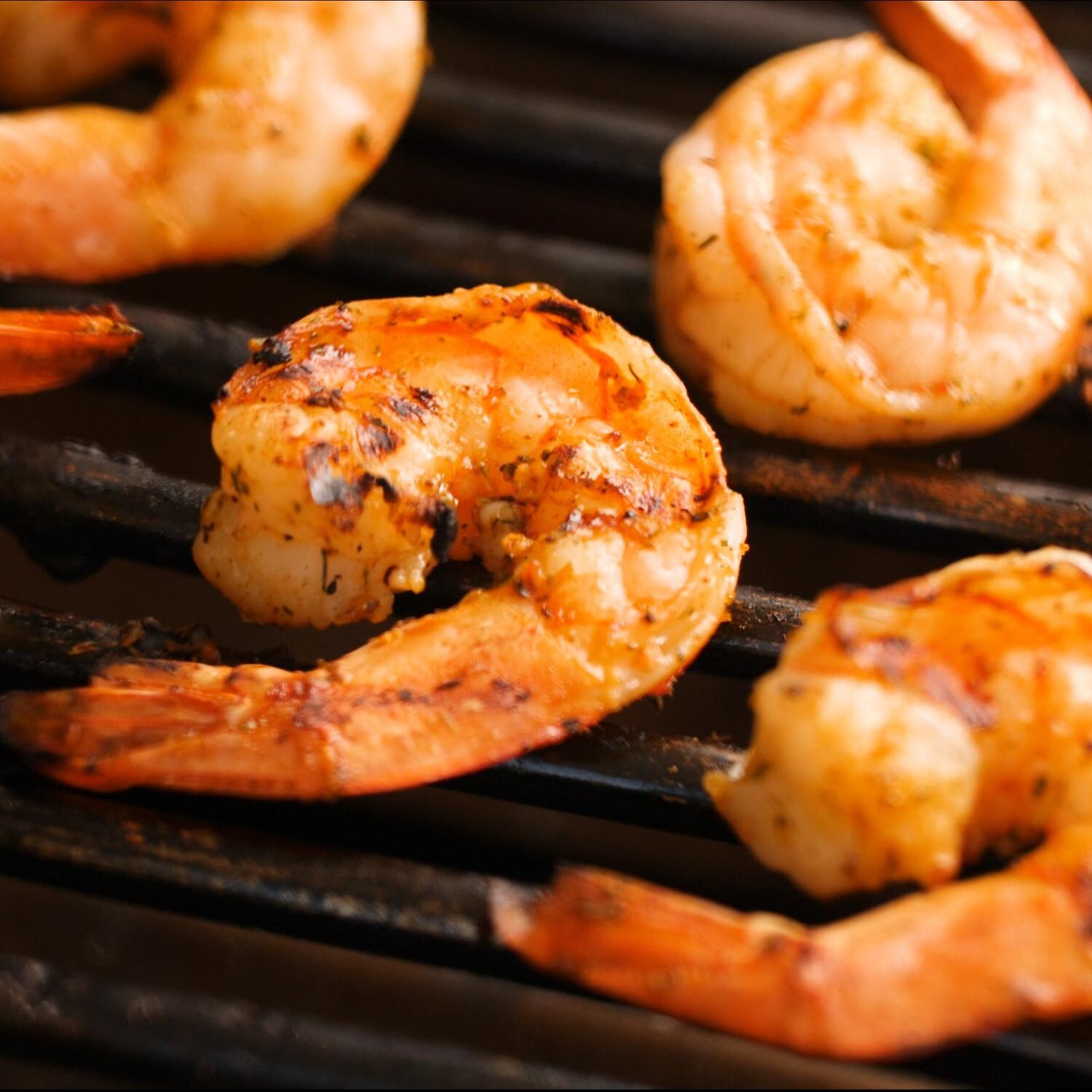 Napoleon P500RBPSS-3 (2019) Prestige 500 Propane Gas Grill with Infrared Rear Burner - Cooking Shrimp thumbnail