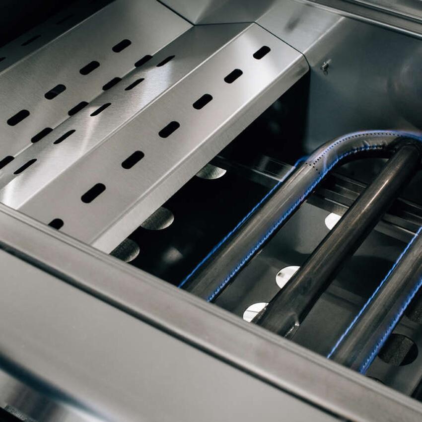 Summerset SBG30-LP 30 Inch Resort Propane Grill - Flame Tamer and Burner Lit thumbnail