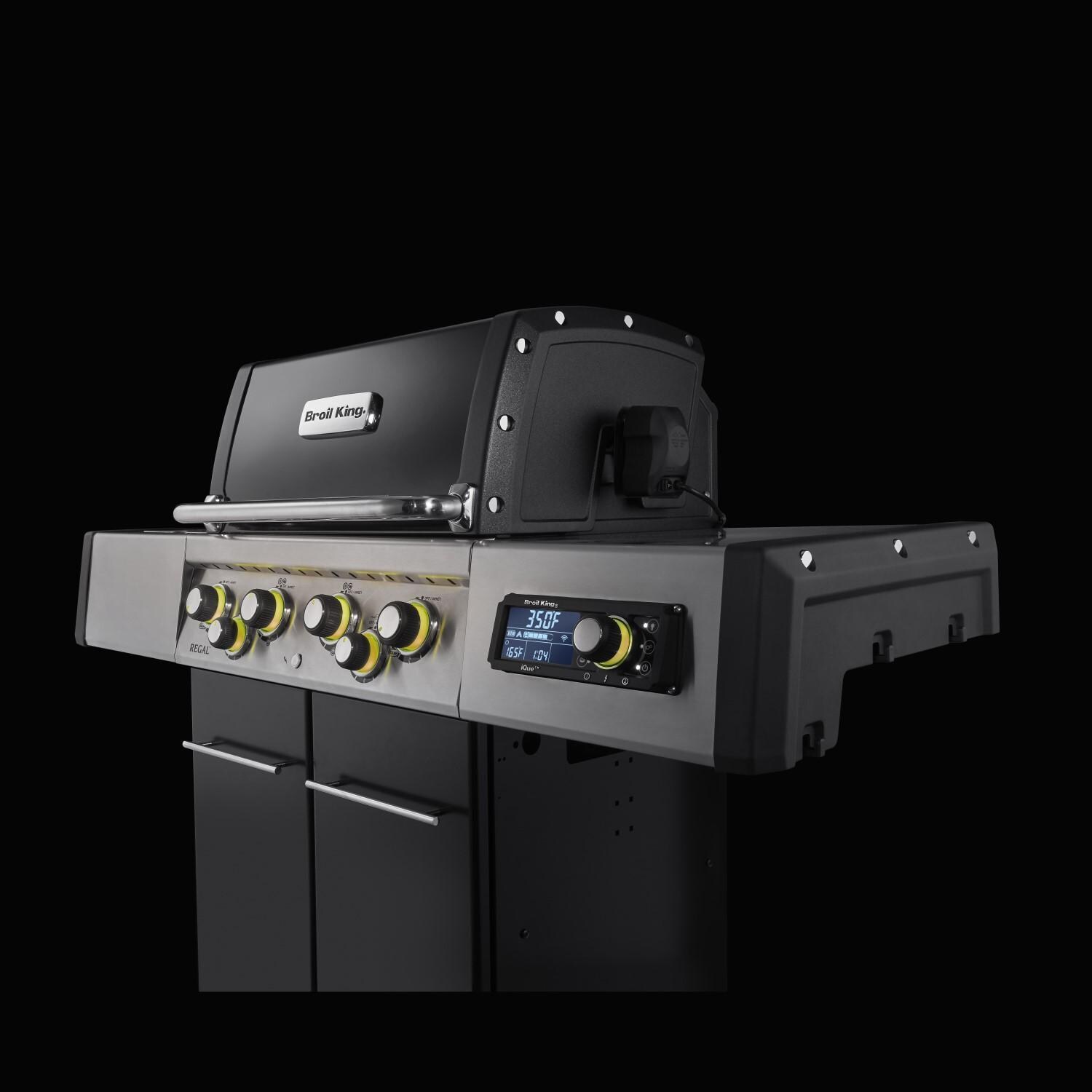 Broil King 687244 Regal Q 490 Pro IR Propane Grill - Glamour Yellow Knobs - Detail thumbnail
