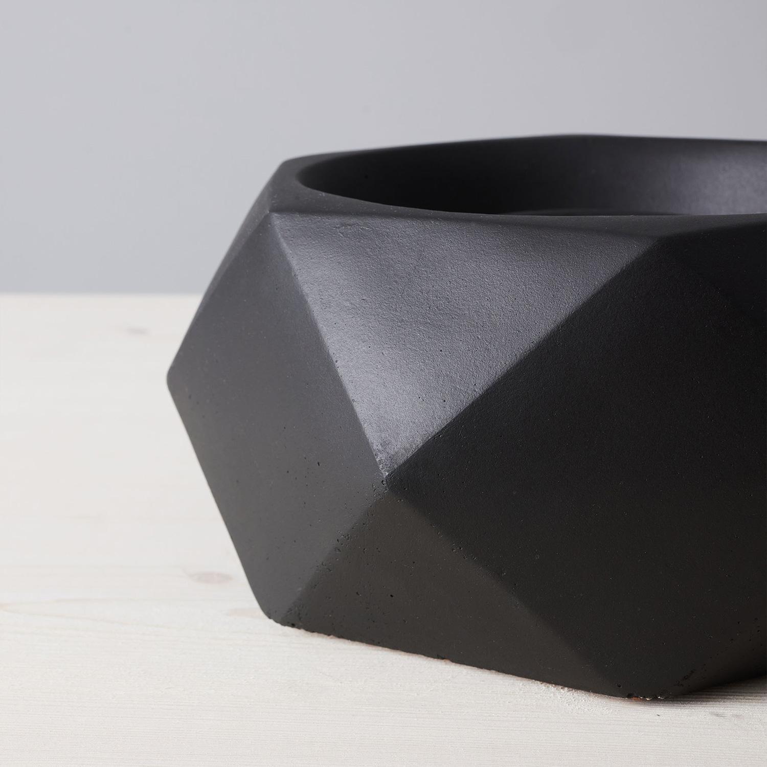 TerraFlame Geo Table Top Fire Bowl - Comex Black - Detail thumbnail