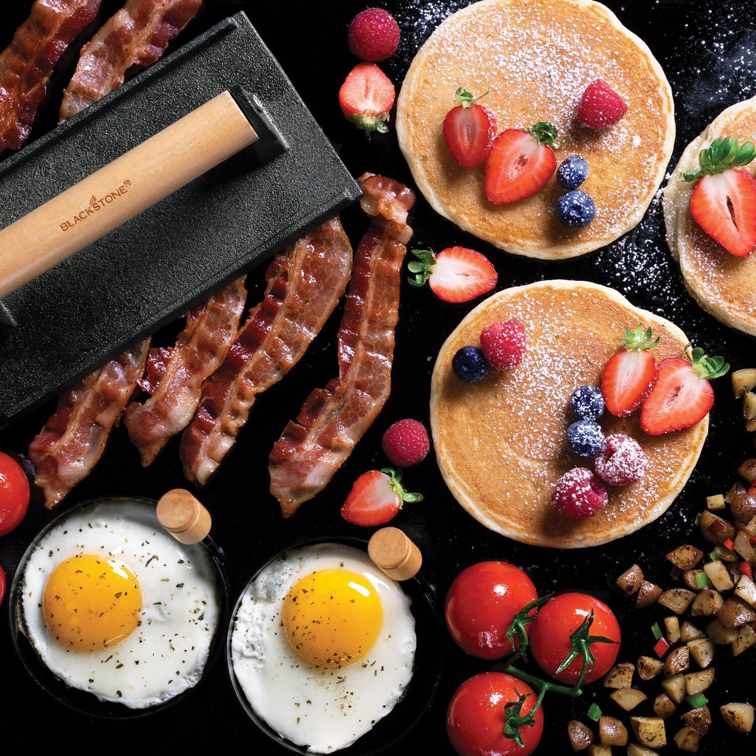 Blackstone 1543 4-Piece Breakfast Kit - Lifestyle thumbnail