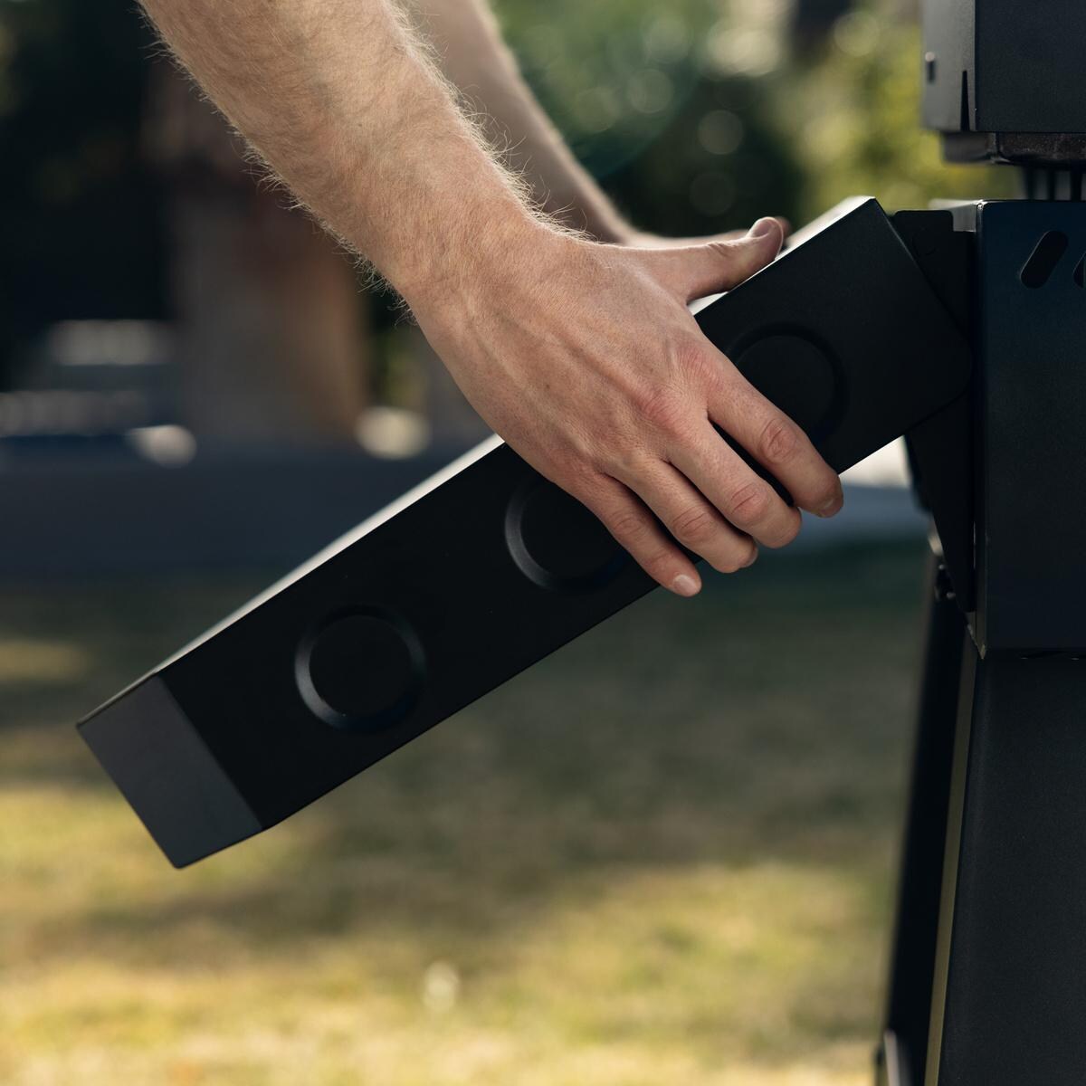 Camp Chef FTG36 36 Inch Gridiron Griddle - Folding Shelf - Detail thumbnail