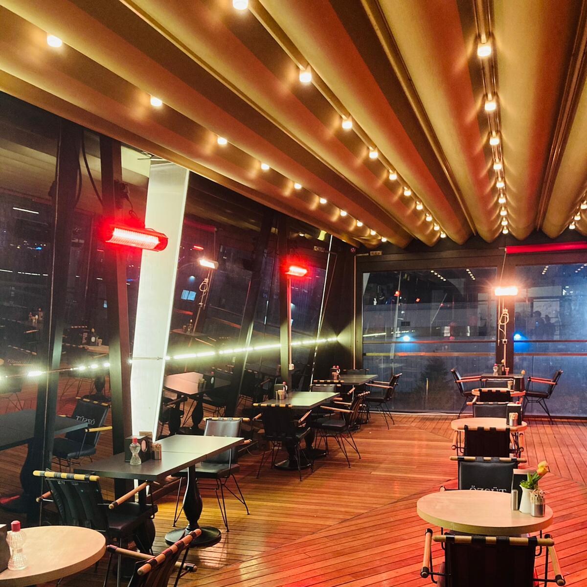 RADtec T4000/8R 34-Inch 4000W Weatherproof Electric Patio Heater - Commercial thumbnail