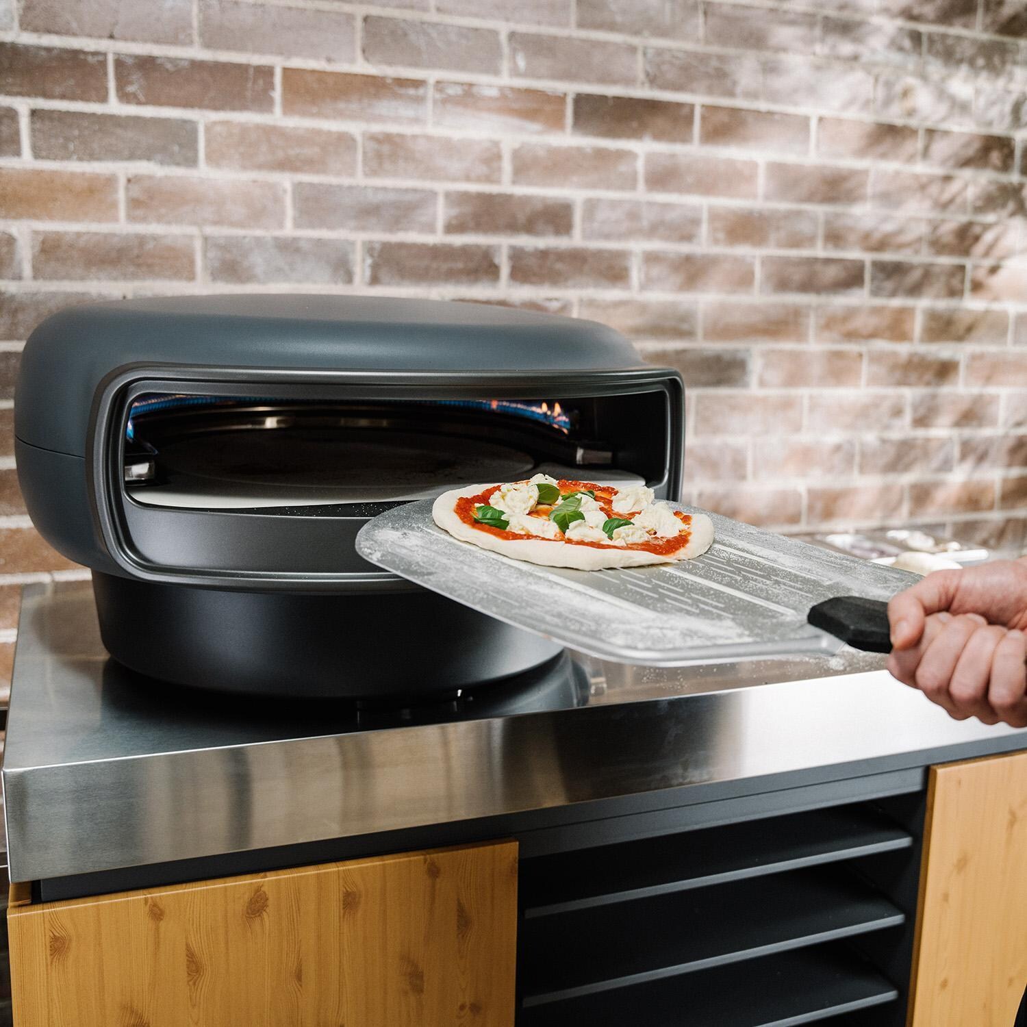 Everdure EKILN2GUSNG Kiln 2 Burner Pizza Oven - Graphite - Lifestyle thumbnail