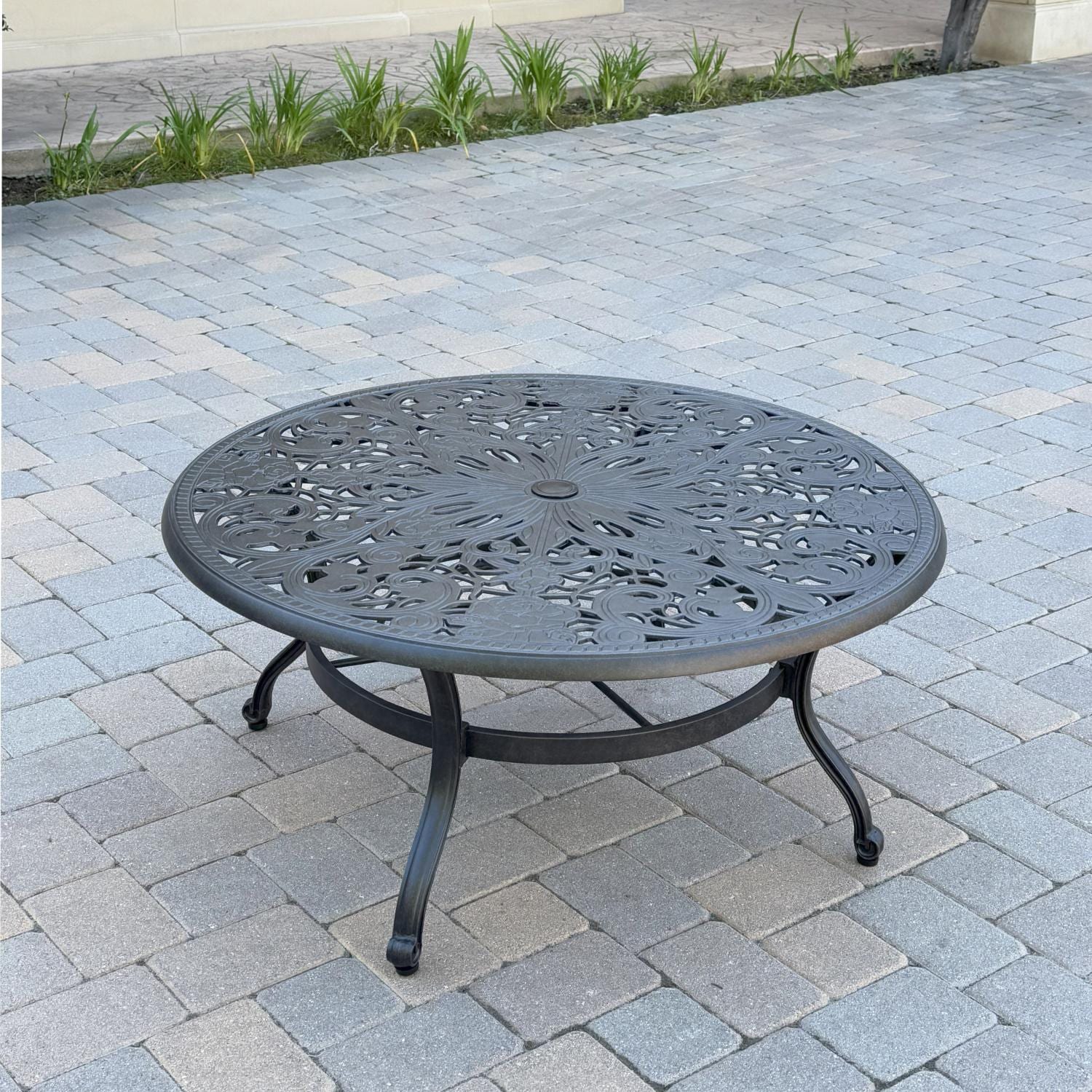 Cast Aluminum 42-in Round Chat Table By Darlee