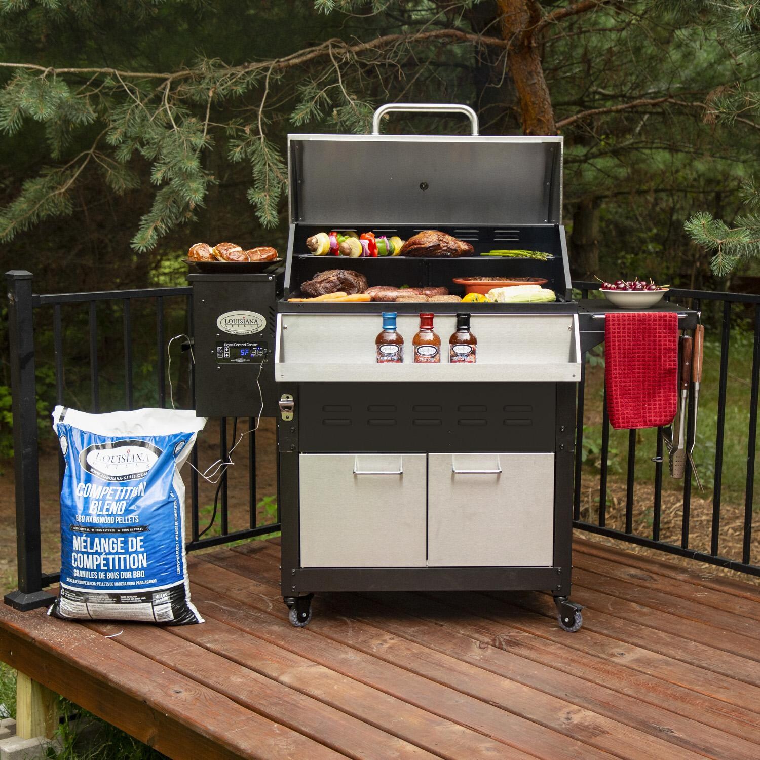 Louisiana Grills - 60815 - LG800E Elite Wood Pellet Grill - On the Patio thumbnail