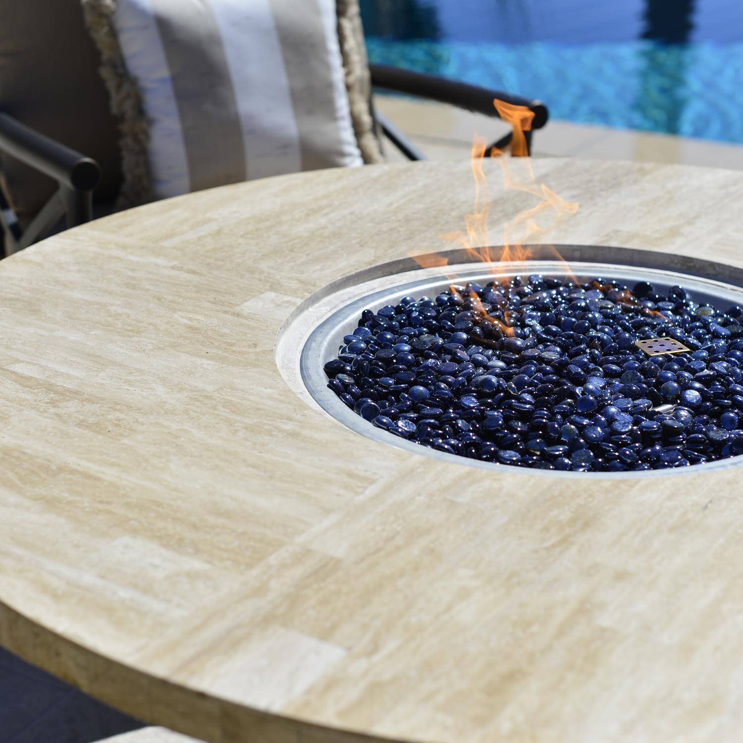 Laa 5 Piece Aluminum Patio Fire Pit Conversation Set With Swivel Laa 5 Piece Aluminum Patio Fire Pit Conversation Set With Swivel Rockers By Coyote Outdoor Furniture Bbq Guys