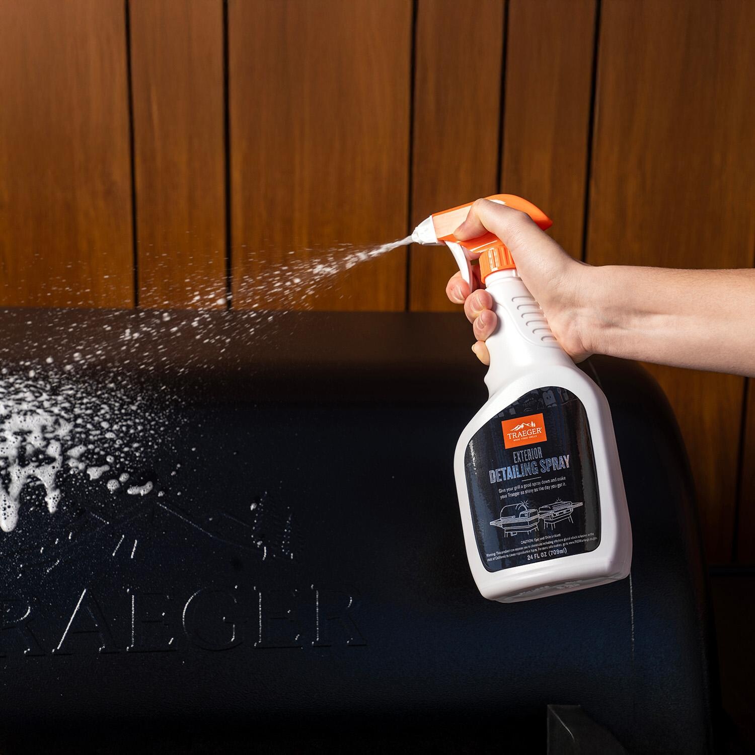 Traeger BAC807 Enamel Cleaner - Spray - Lifestyle thumbnail