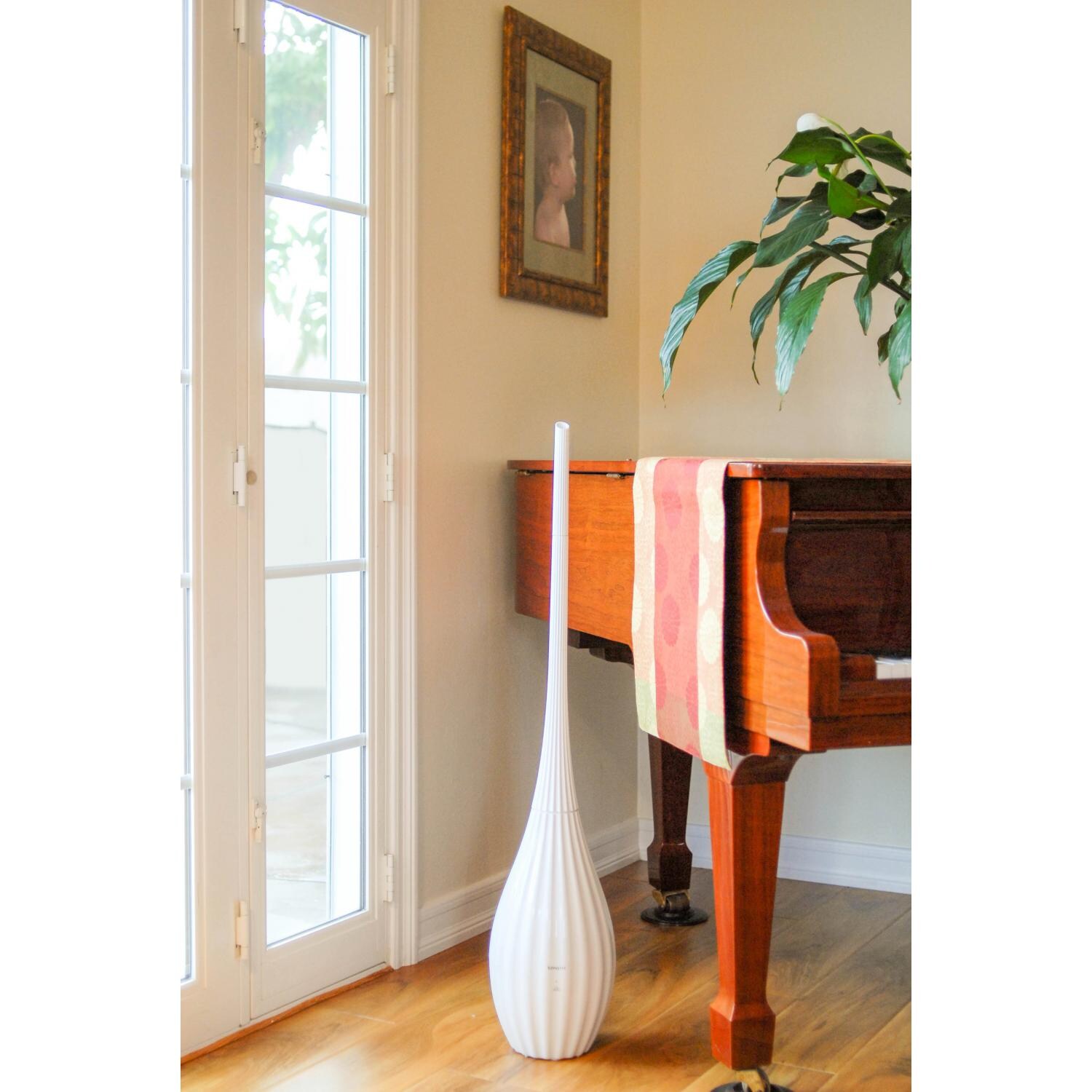 Luma Comfort 650 Sq Ft Ultrasonic Cool Mist Humidifier White Hc12w Bbqguys