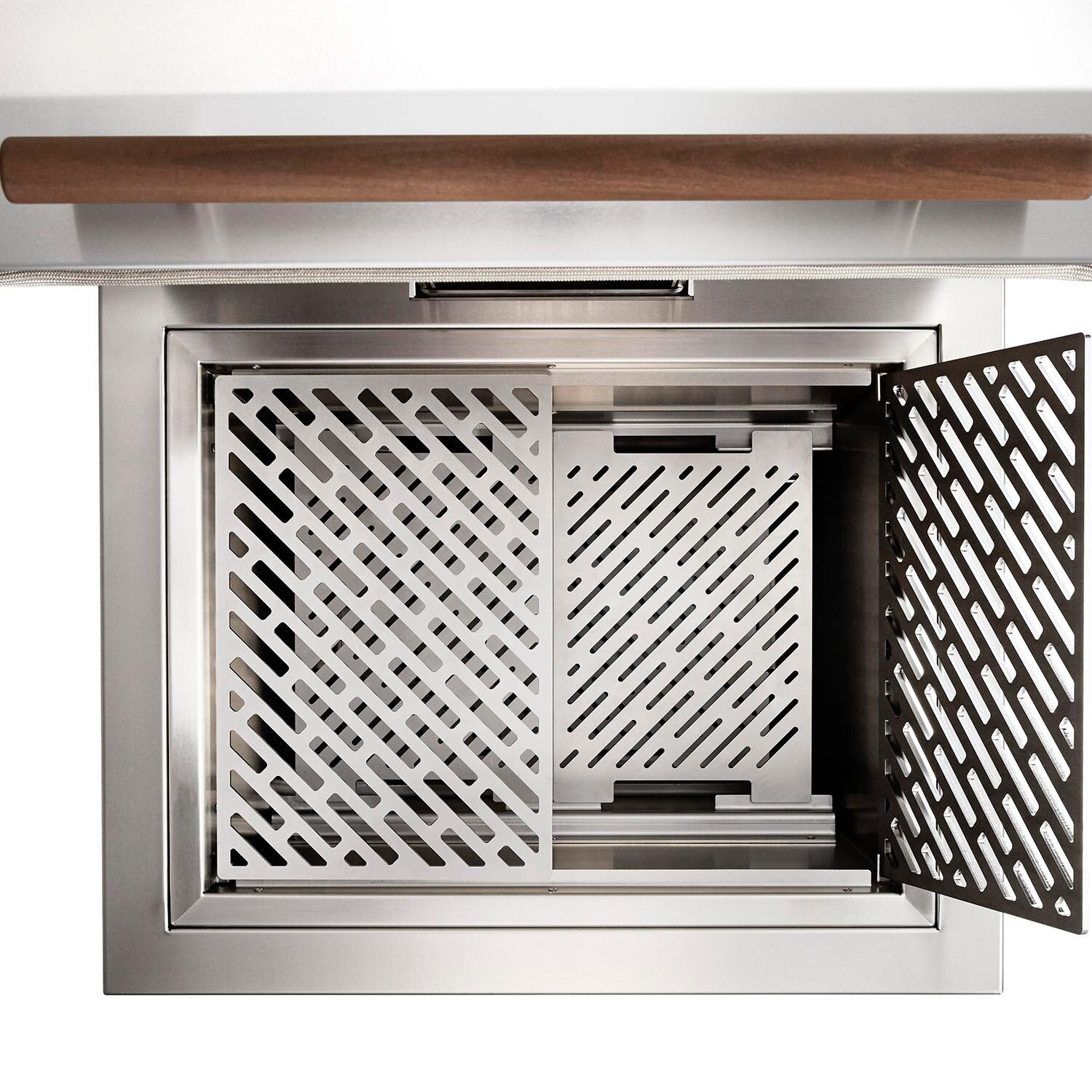 Kalamazoo KSHOK430 Shokunin Kamado Grill - Right Grate Open thumbnail