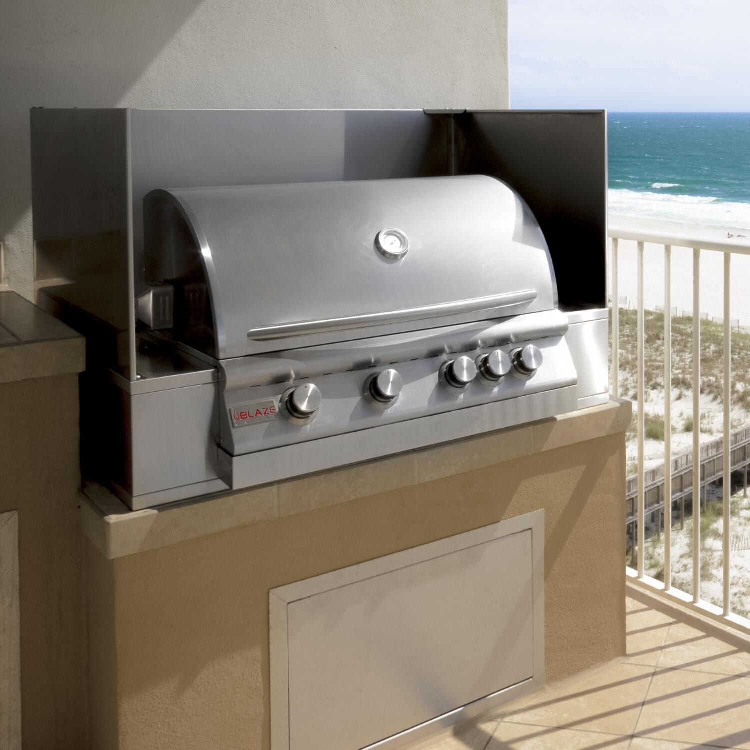 Blaze - BLZ-IJWG-32 - Insulated Jacket with Wind Guard - Alternate View (Shown With Blaze 32-Inch Gas Grill - Not Included) thumbnail