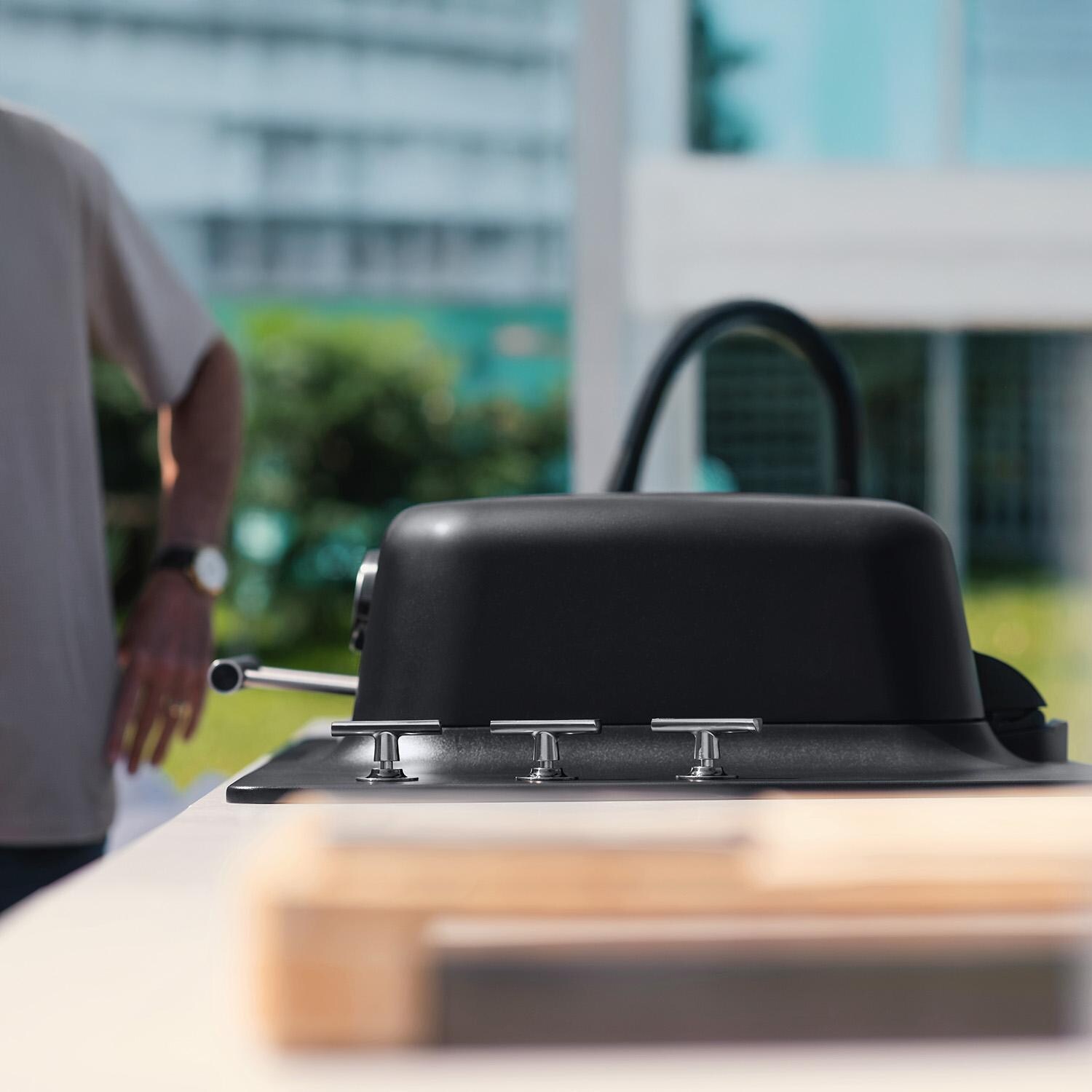 Everdure 9 Ft Outdoor Kitchen Island w/ Marine Grade Aluminum Cabinets in Black - Side View of Grill - Lifestyle thumbnail