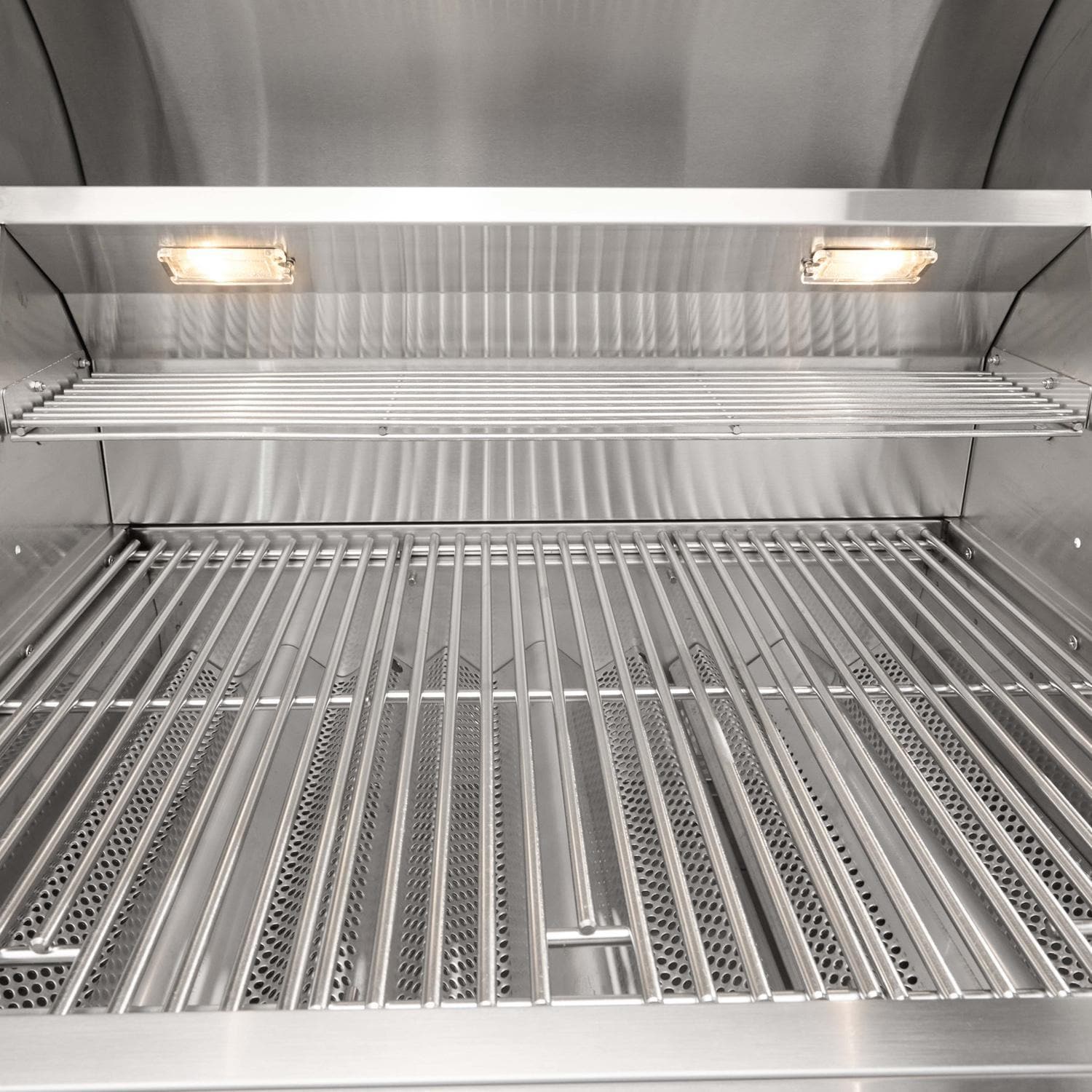 Coyote Key 6 Ft Outdoor Kitchen Island w/ C-Series 30-in 3-Burner Built-In Natural Gas Grill, Insulated Jacket, Refrigerator & Access Door - Interior - Detail thumbnail