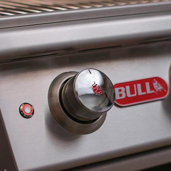 Bull 47629 Angus 30-in 4-Burner Built-In Natural Gas Grill - Control Knob & Interior Lights Button - Detail thumbnail