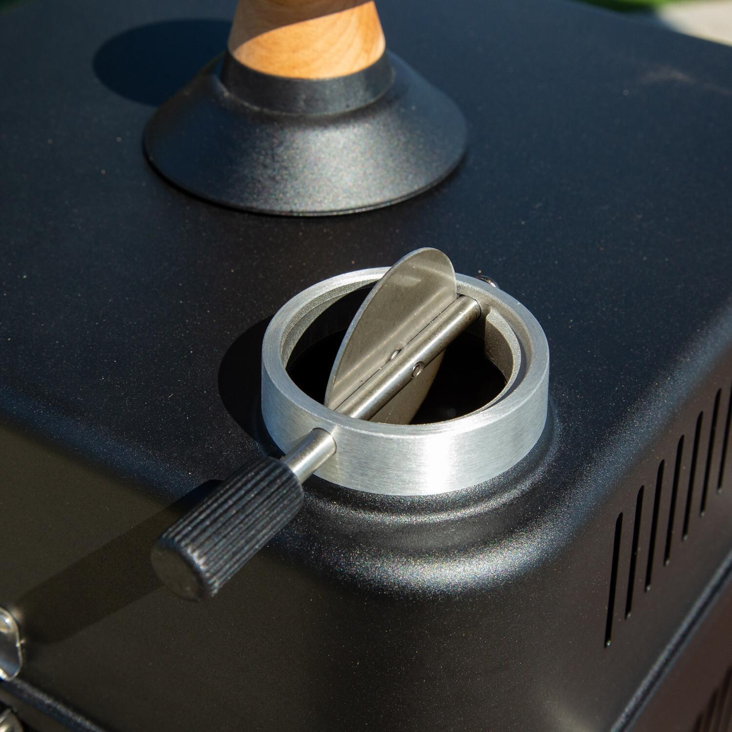 Everdure ECUBEG3B CUBE Proflame 360 Portable Propane Grill - Top Vent - Detail thumbnail