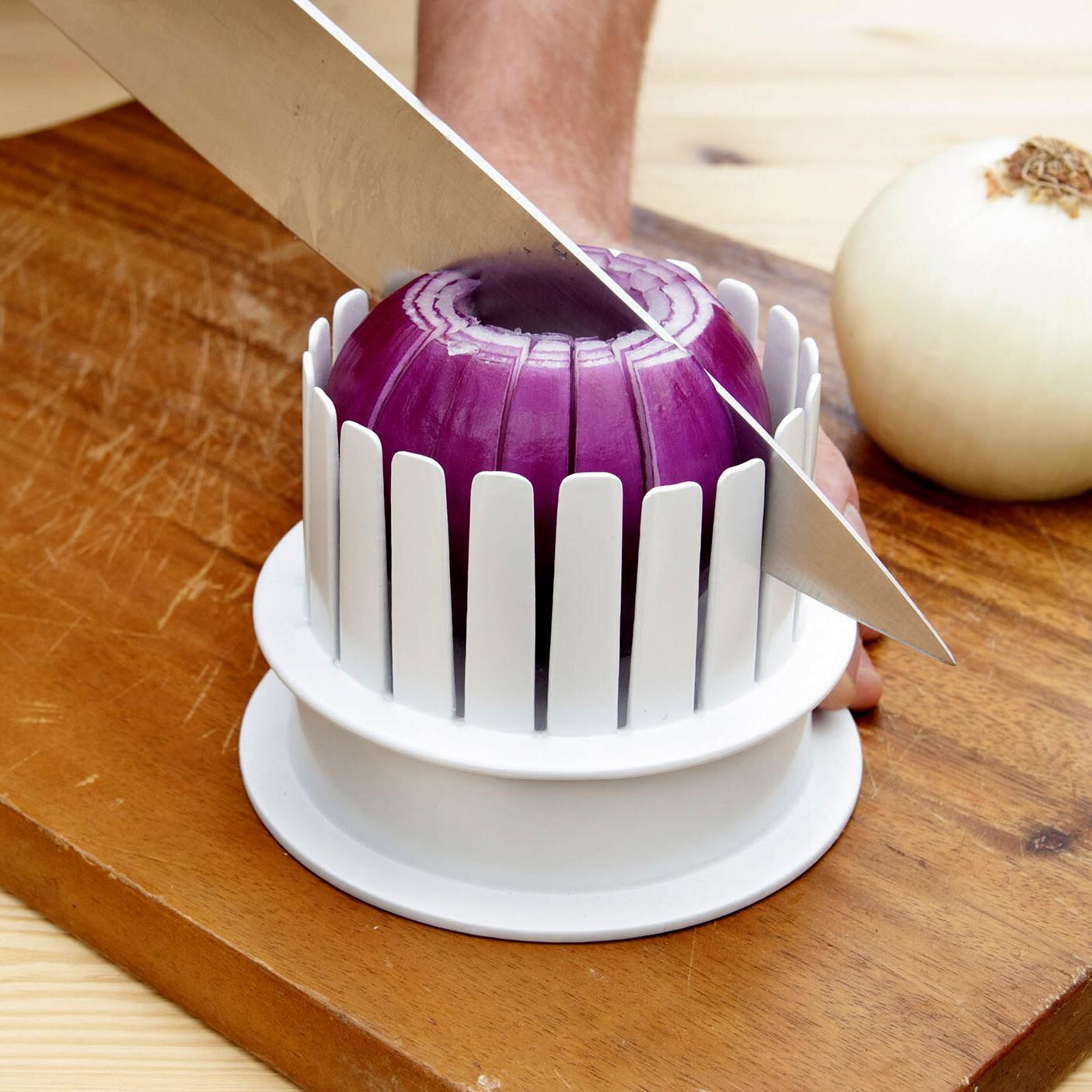 5-Inch Blossoming Onion Stainless Steel Grill Rack - Slicing the Onion thumbnail